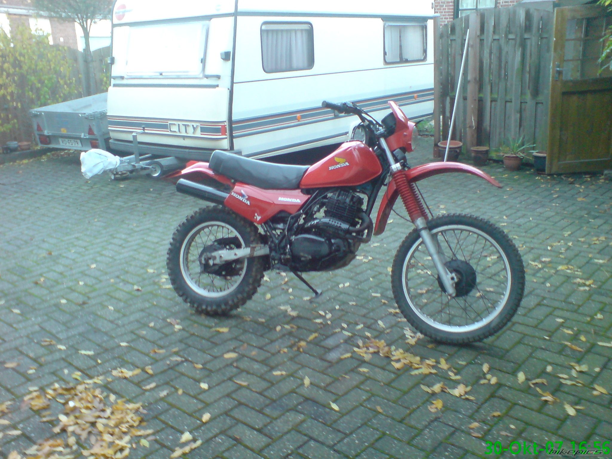 Photo 1078869