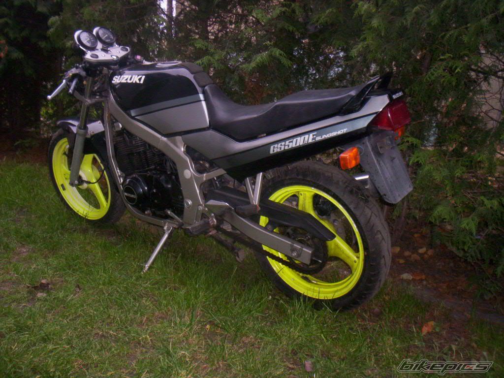 Photo 1078881