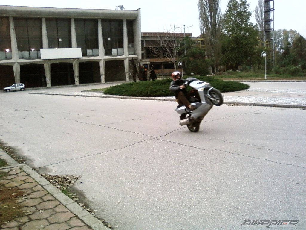 Photo 1079015