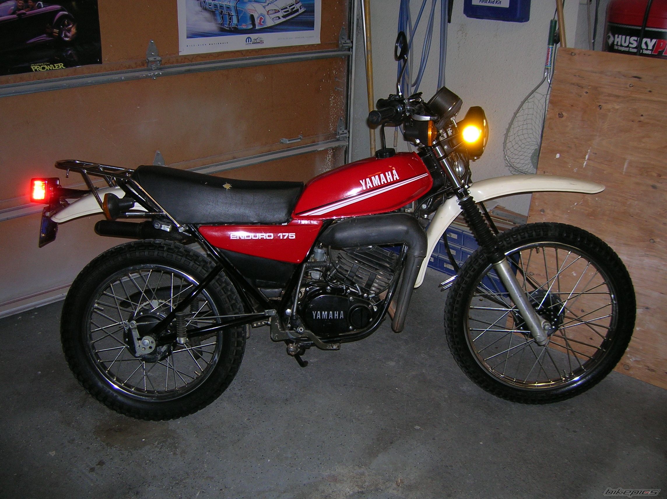 Photo 1079105