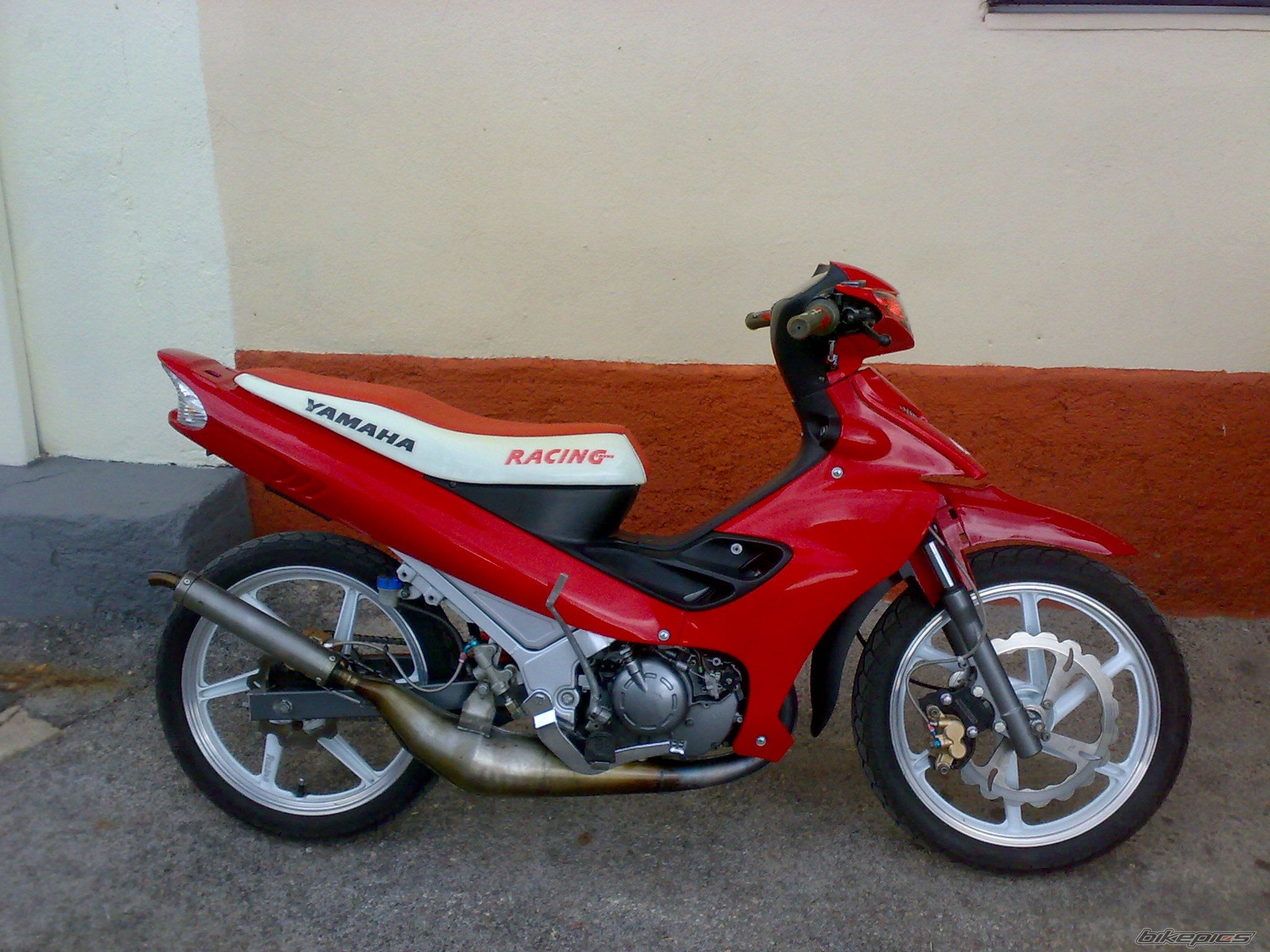 Photo 1079409
