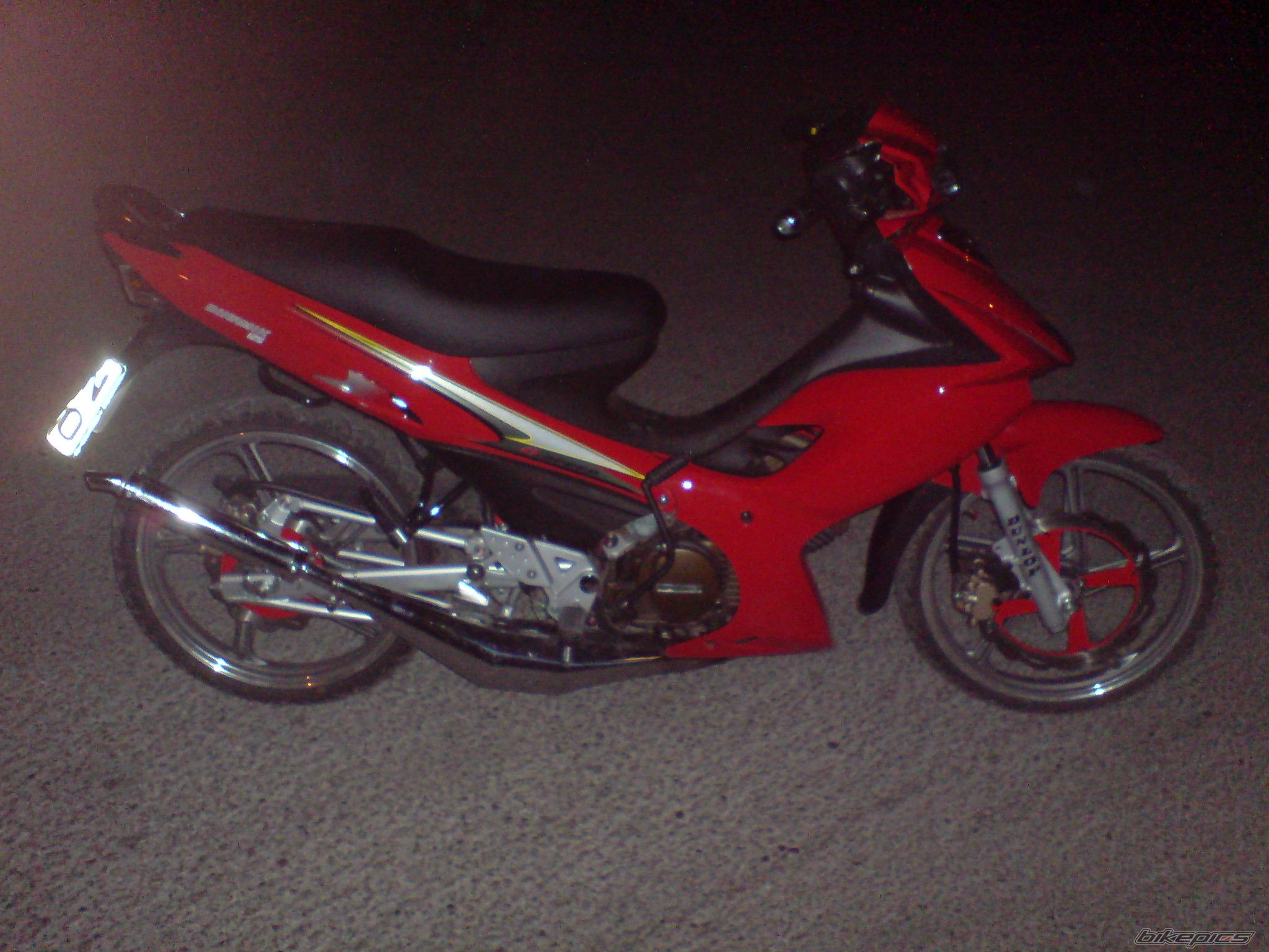 Photo 1079777