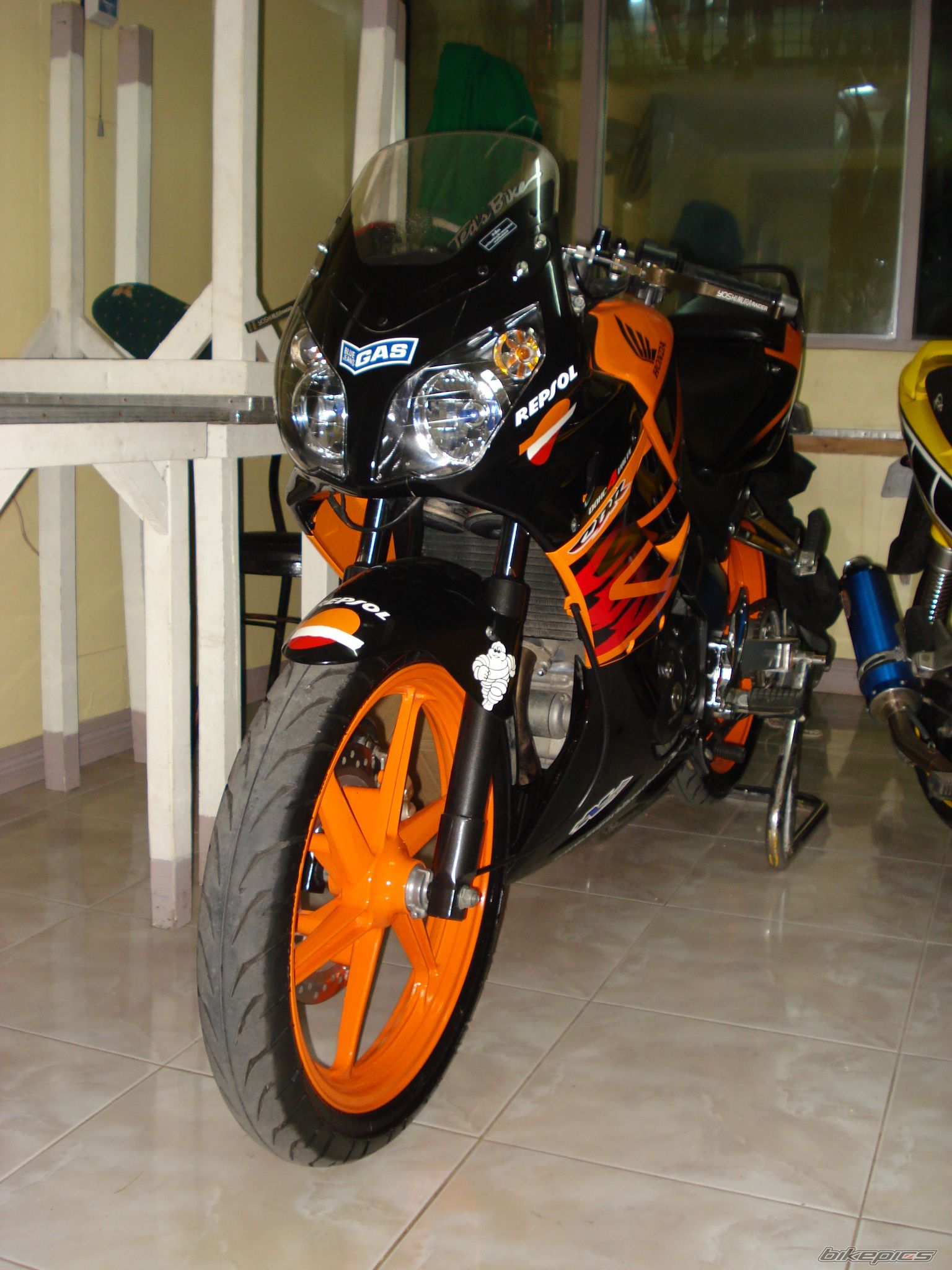 Bike Photo 1080047