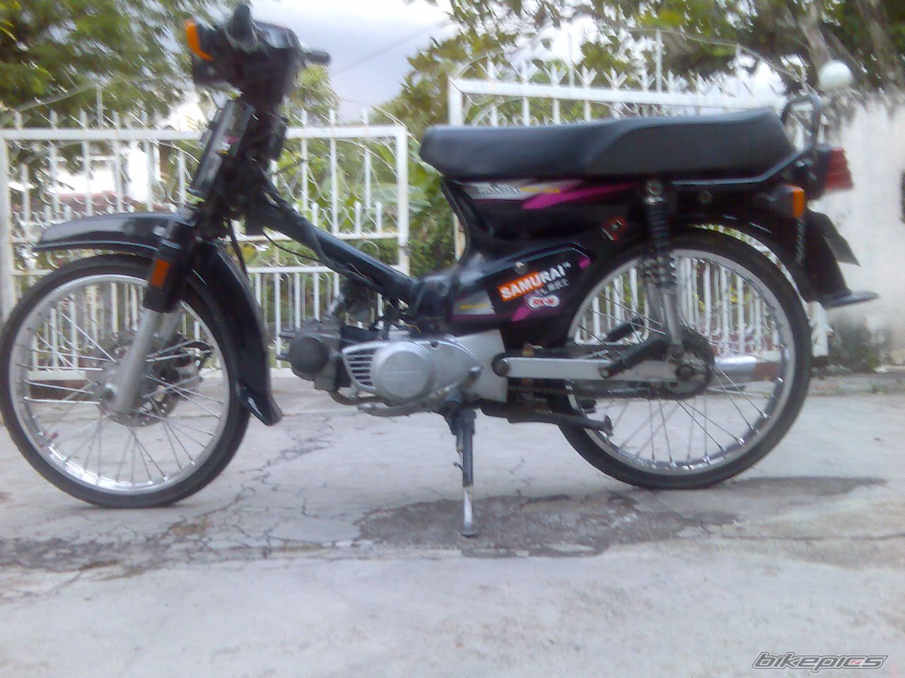 Photo 1080078