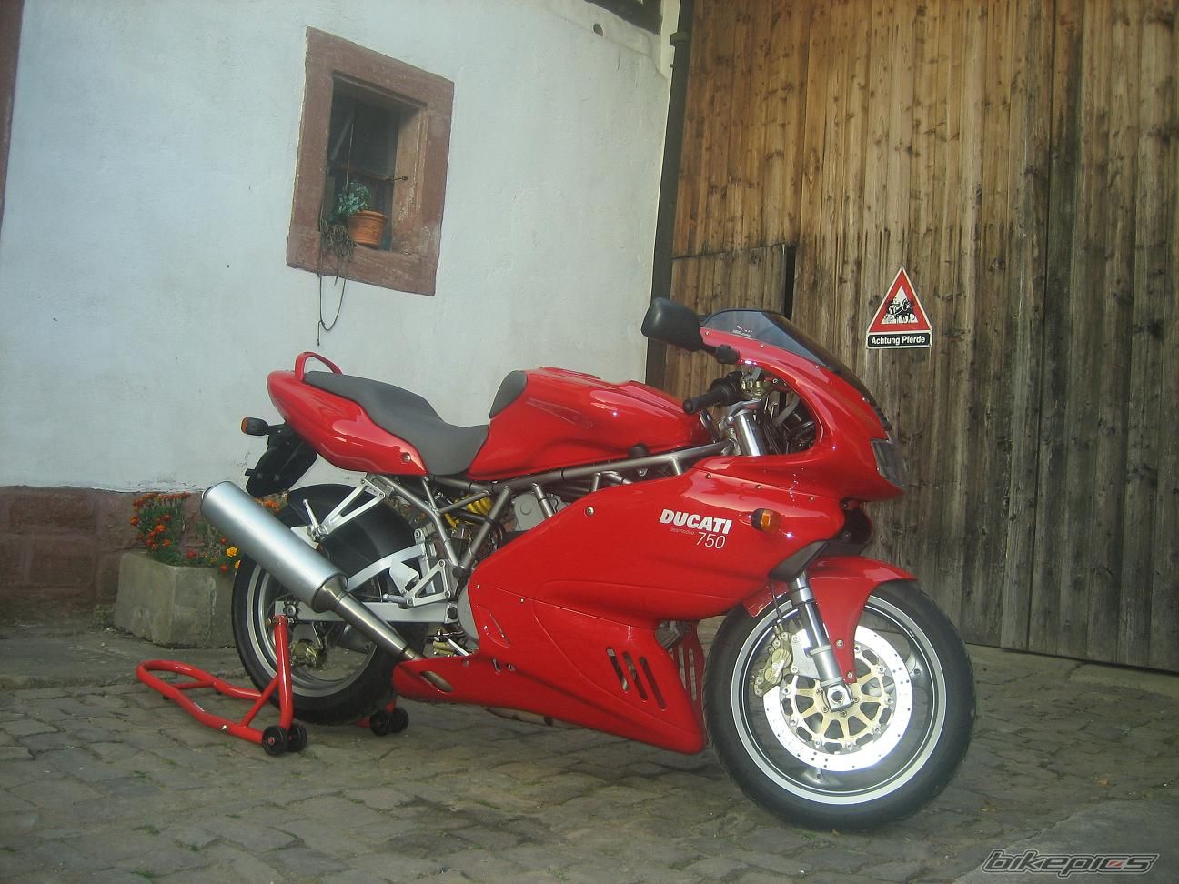 Bike Photo 1080179