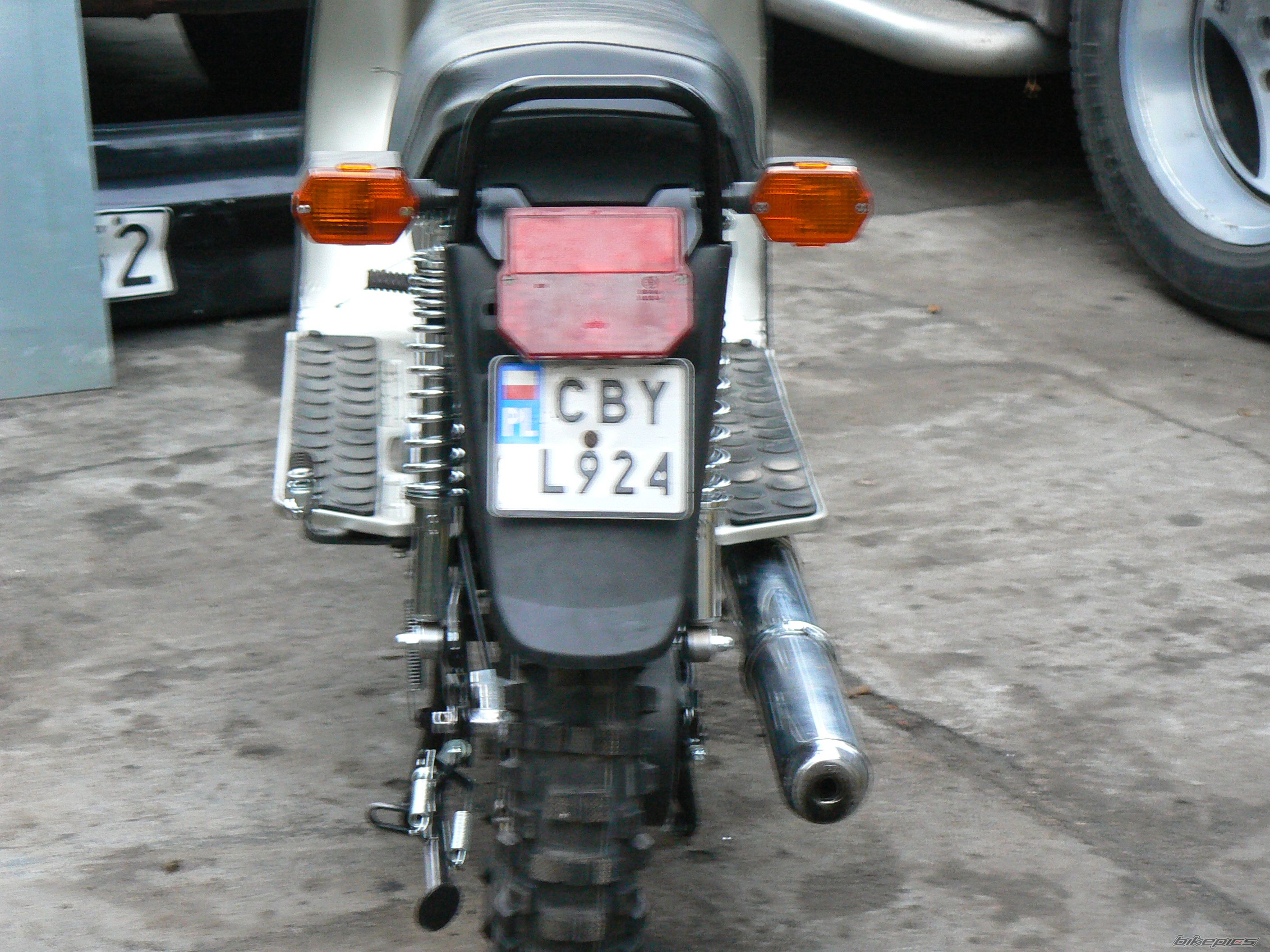 Photo 1081195