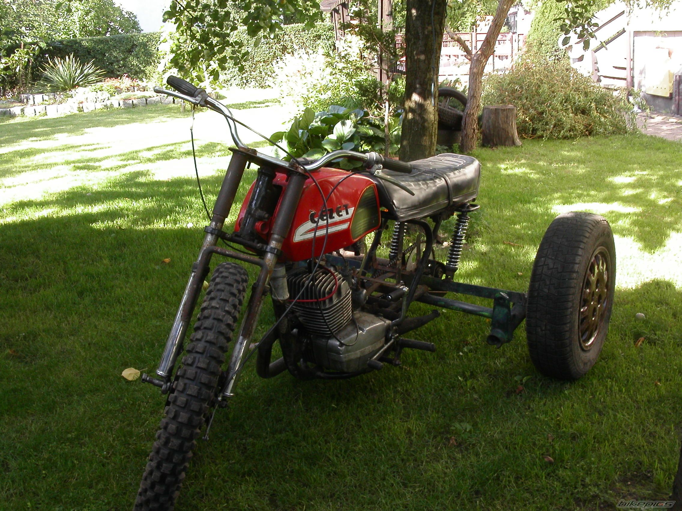 Photo 1081834