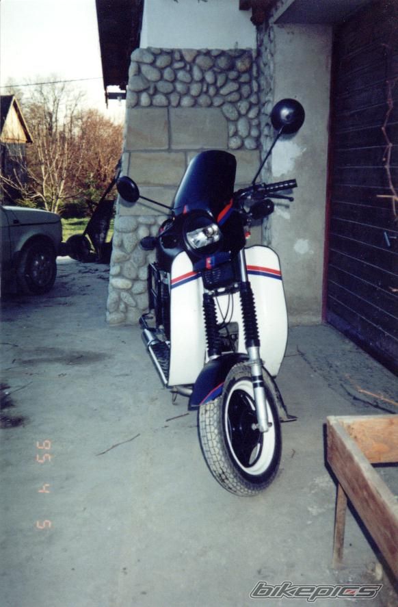 Photo 1082184