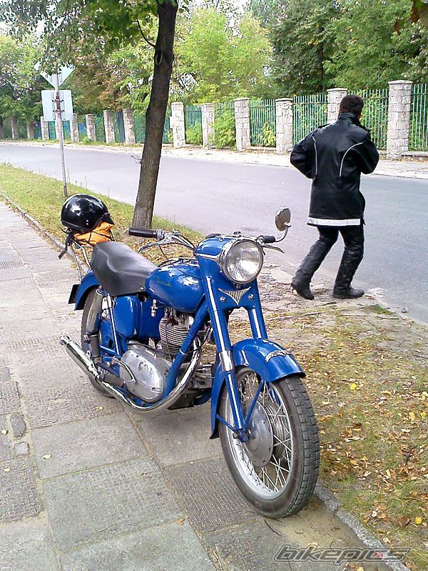 Photo 1082331