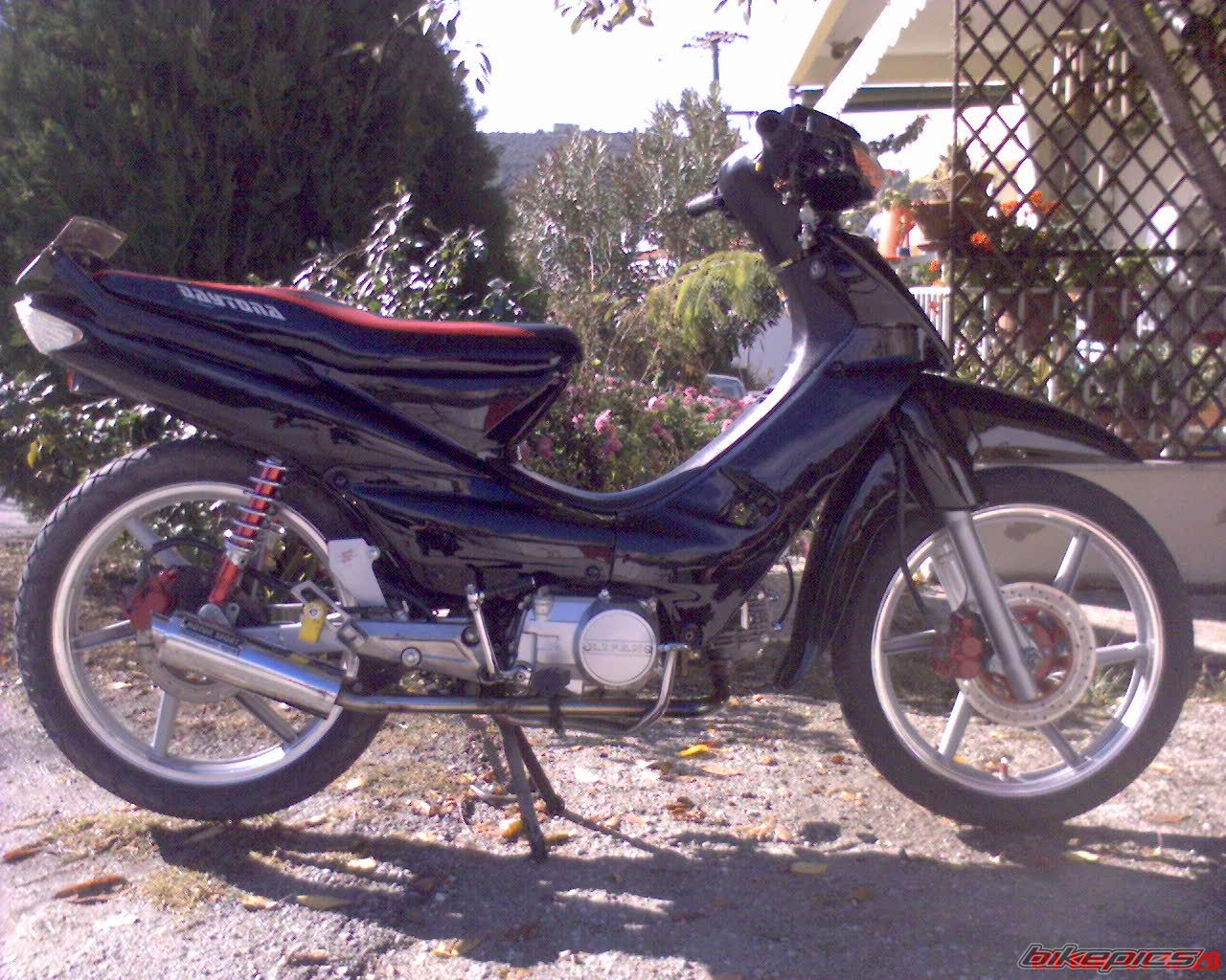 Photo 1082687