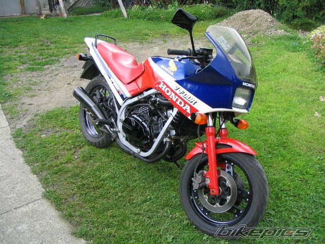 Photo 1082706