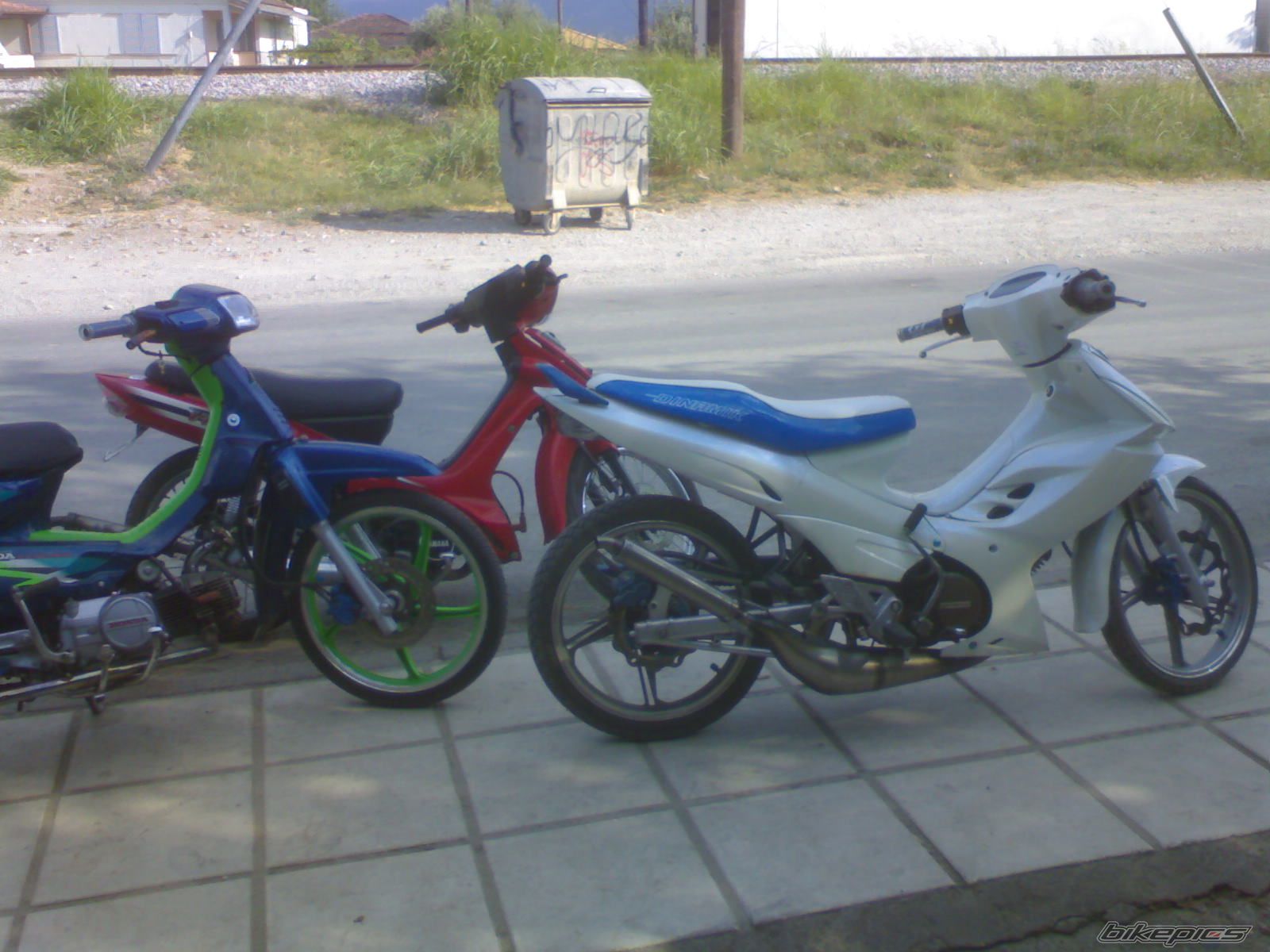 Photo 1082878
