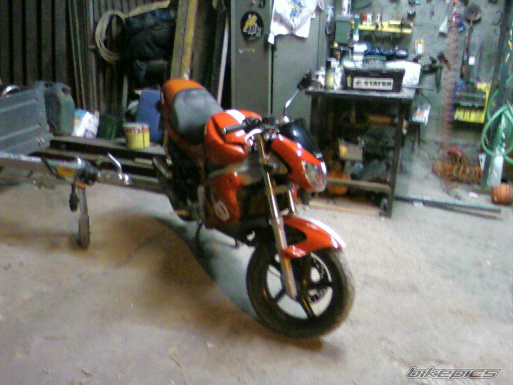 Photo 1082887
