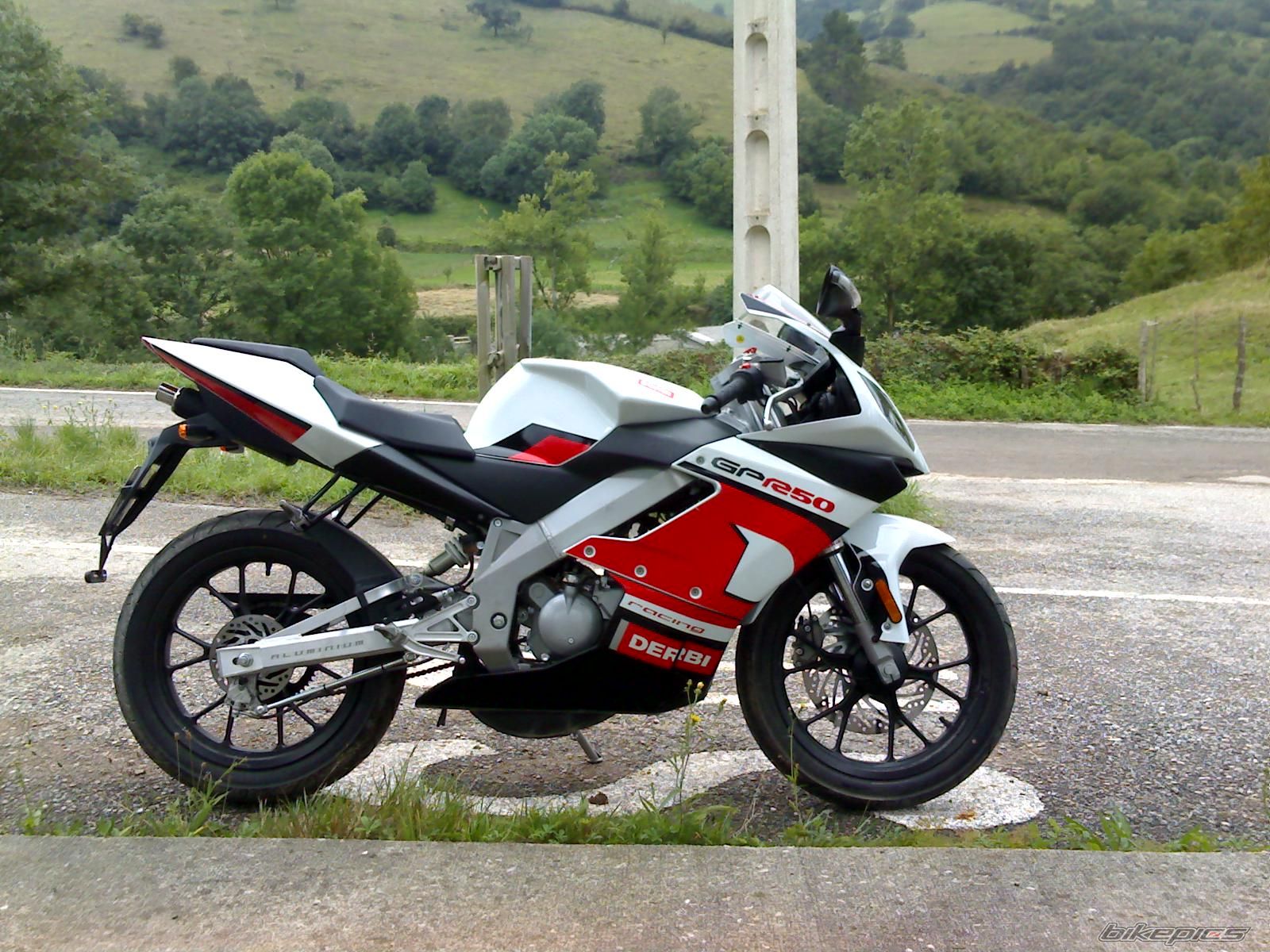 Photo 1083003