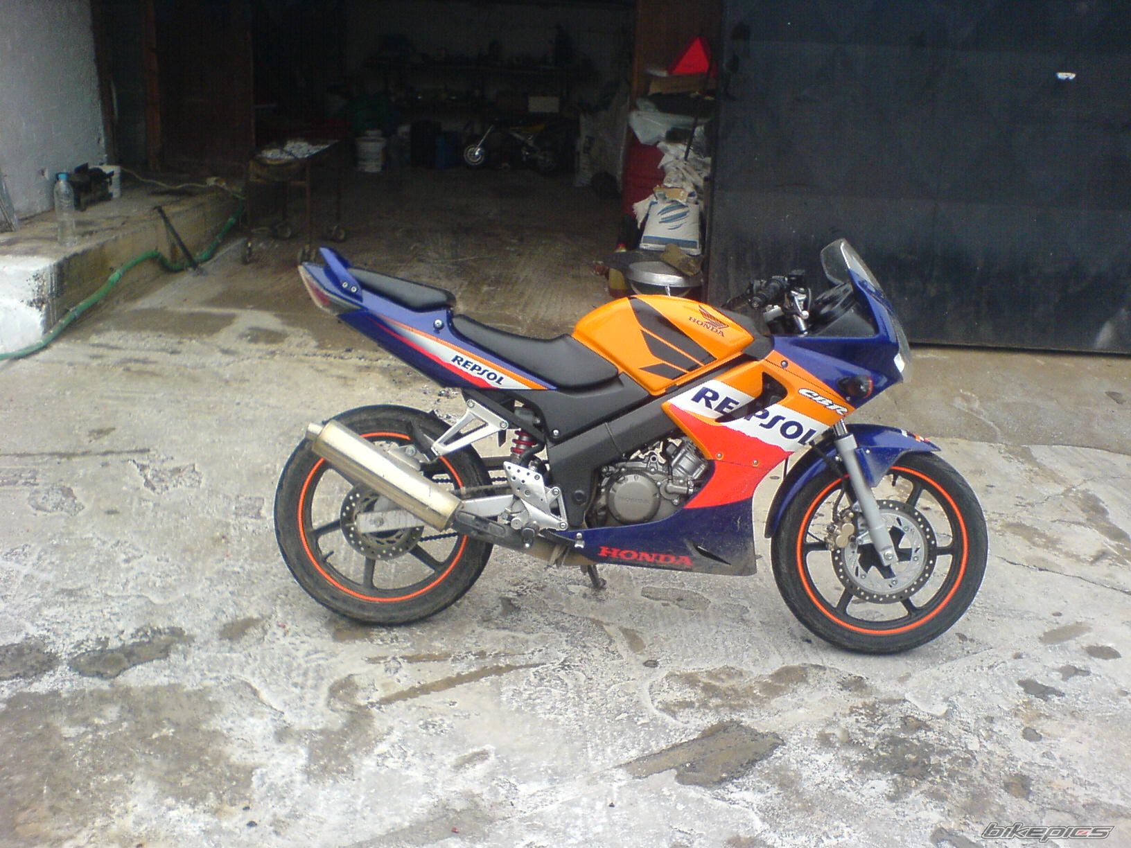Photo 1083201