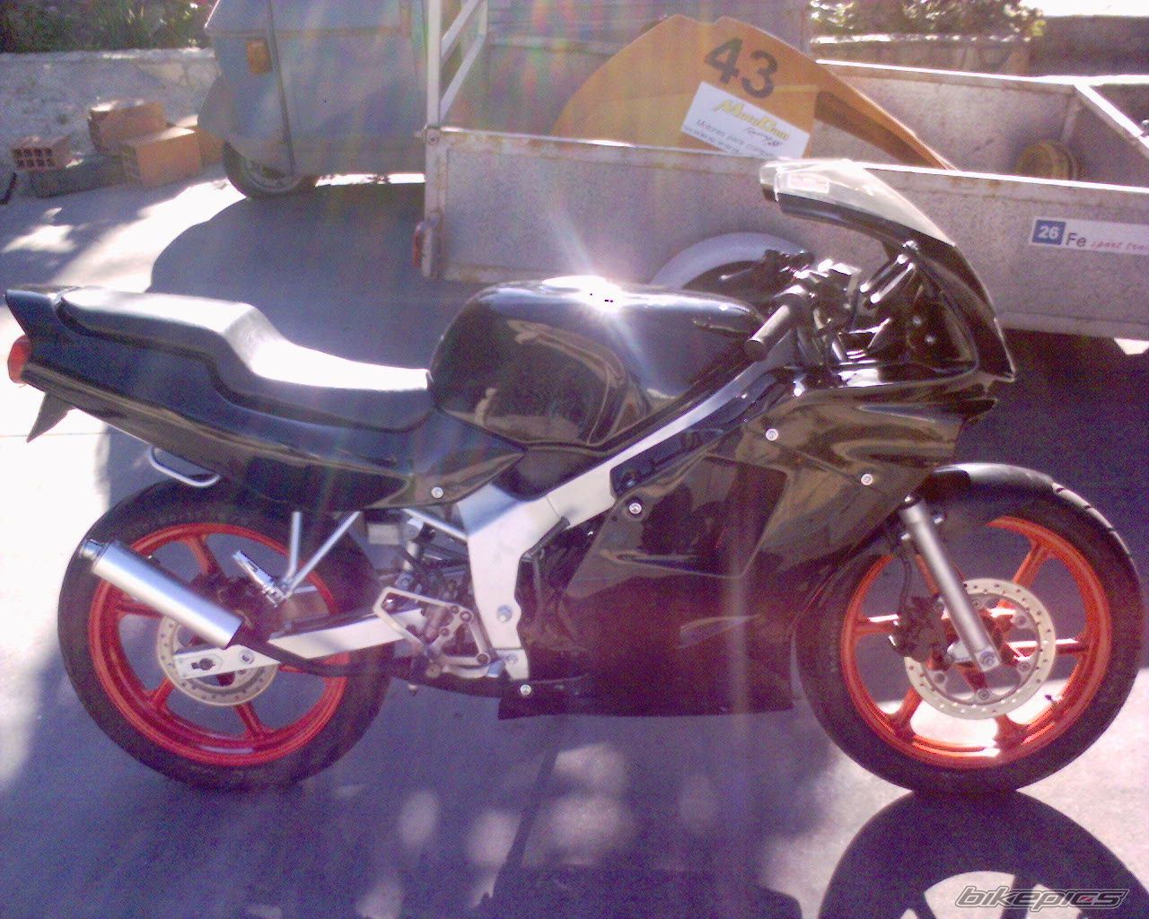 Photo 1083425