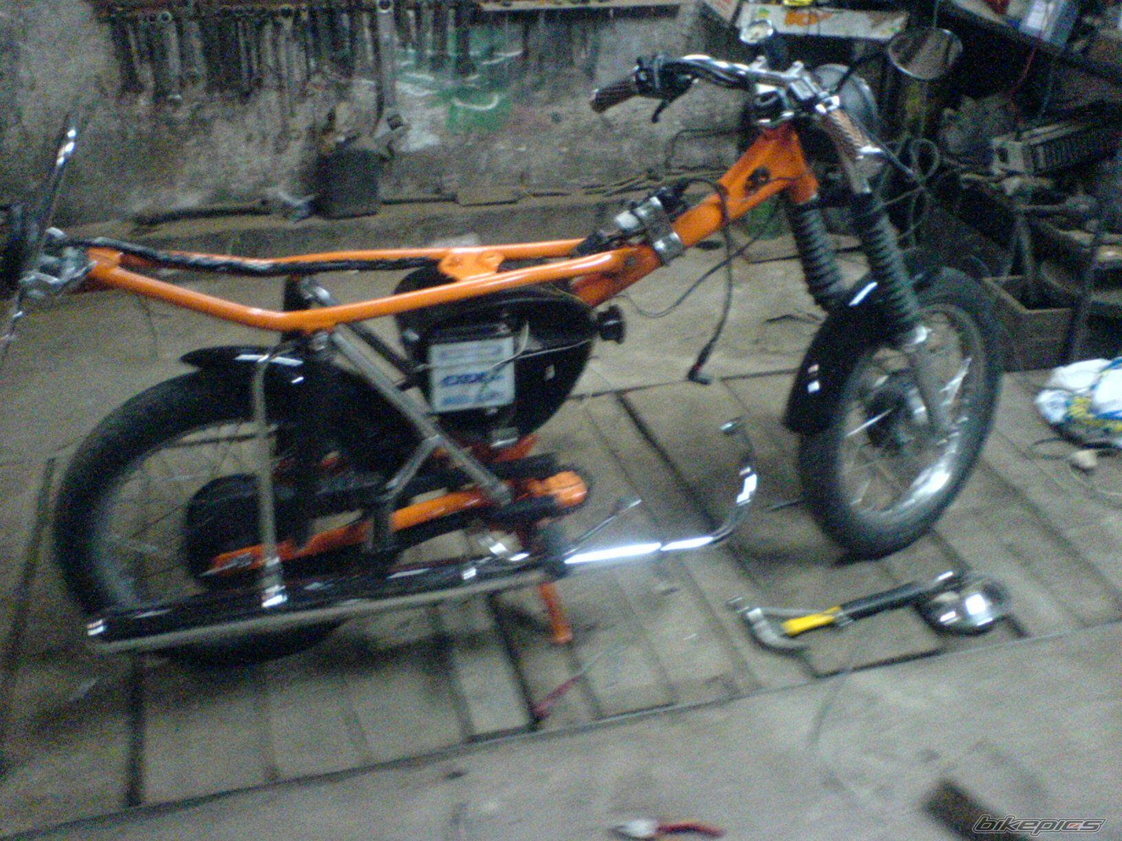 Photo 1083898