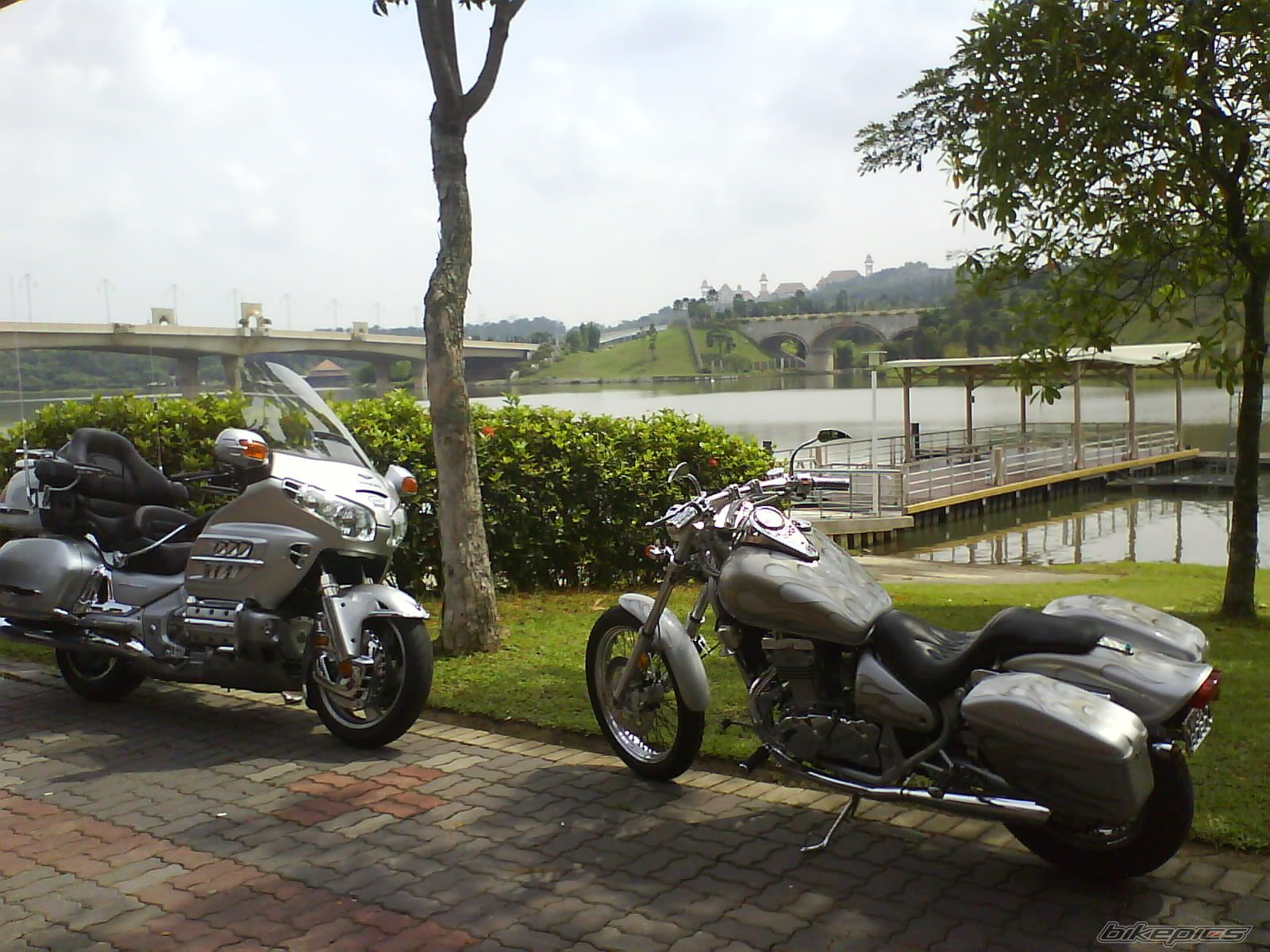 Photo 1084123
