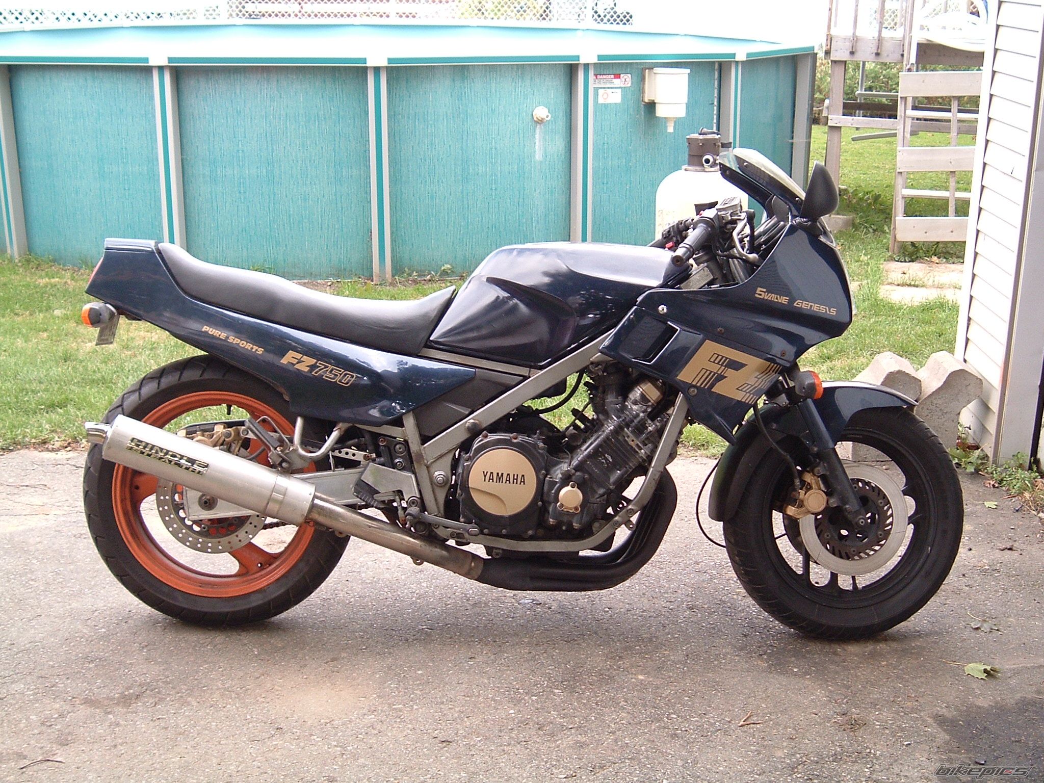 Photo 1084129
