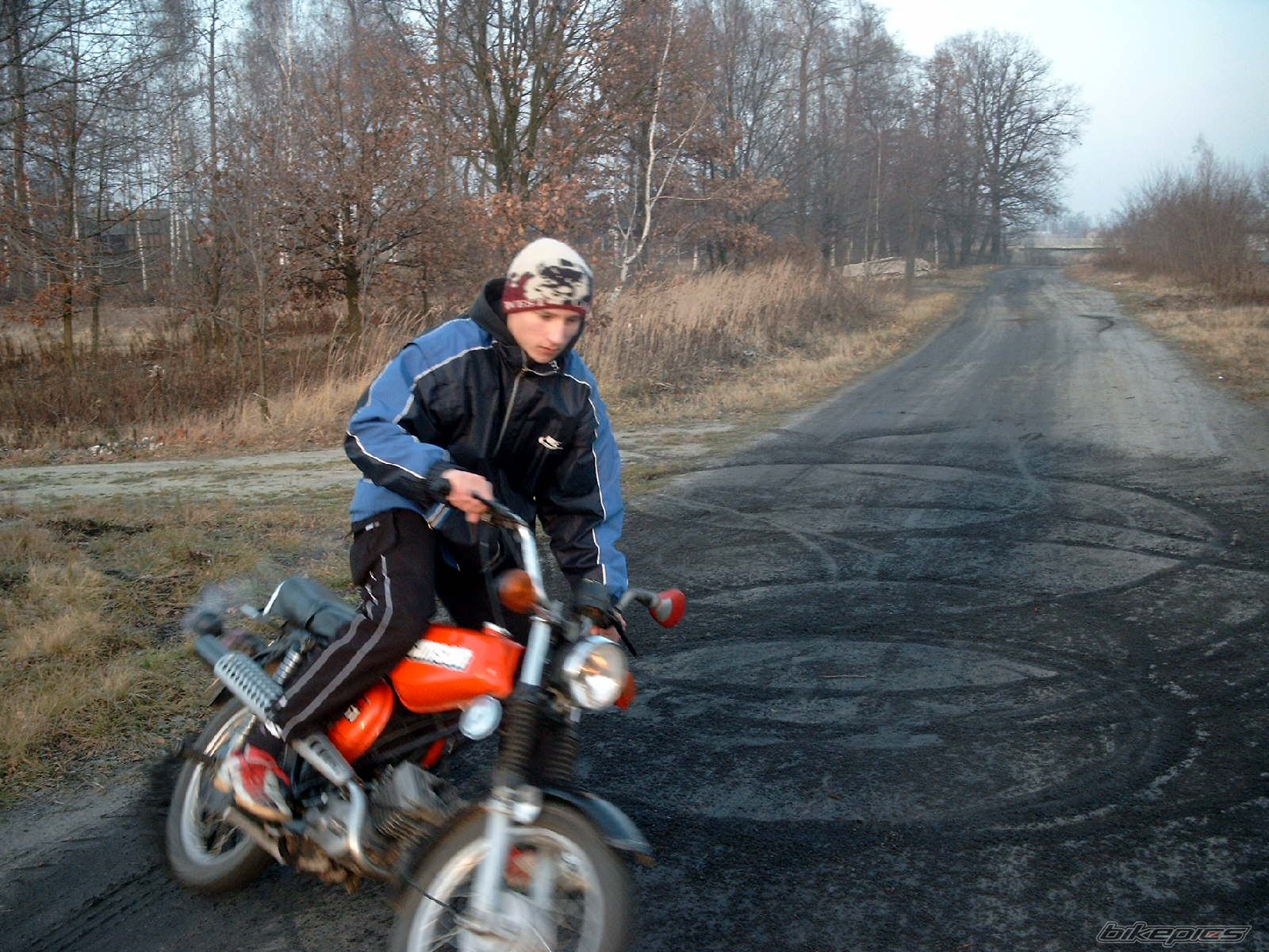Bike Photo 1085359