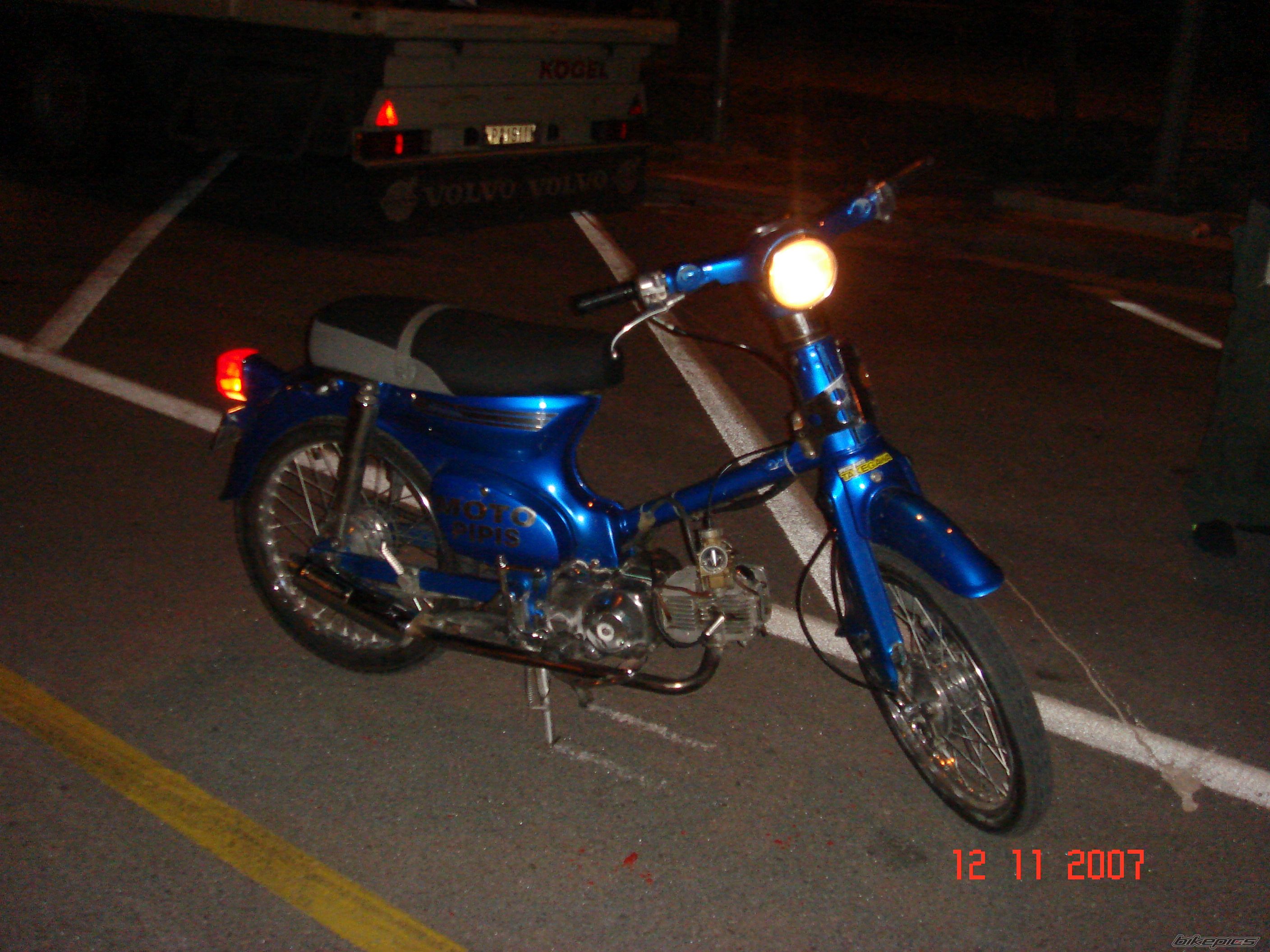 Photo 1085858