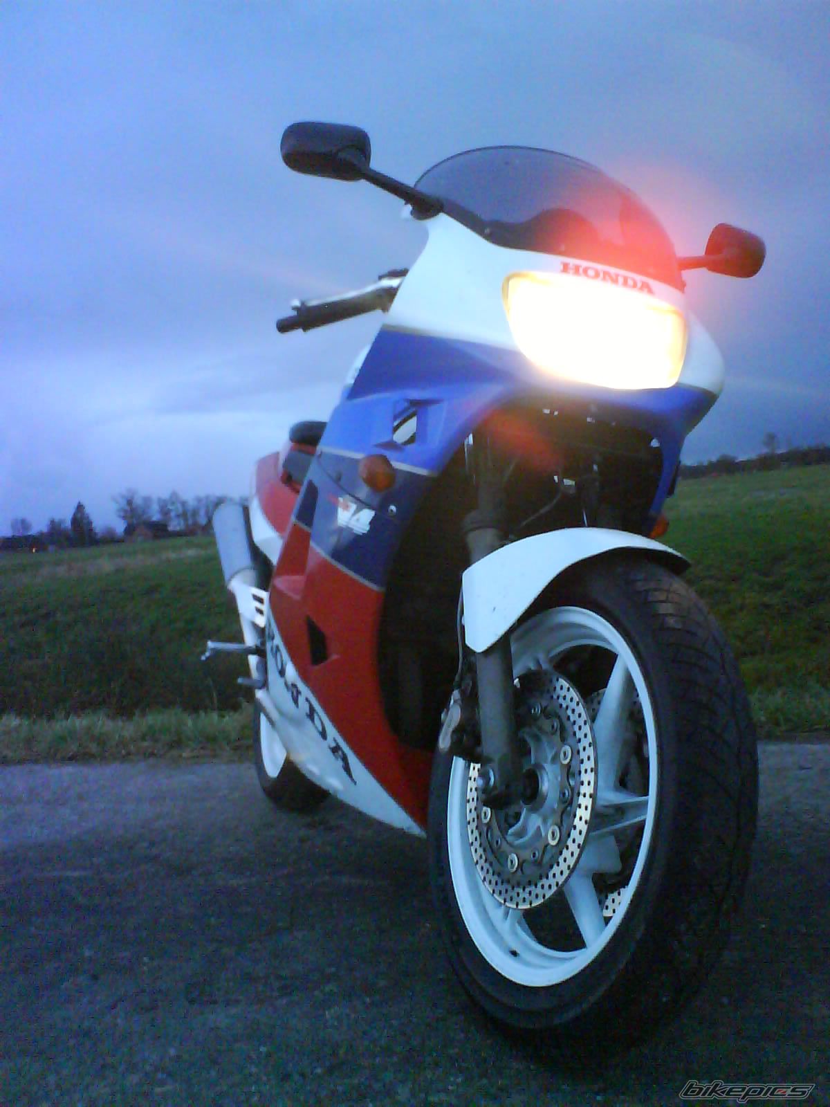 Photo 1086780