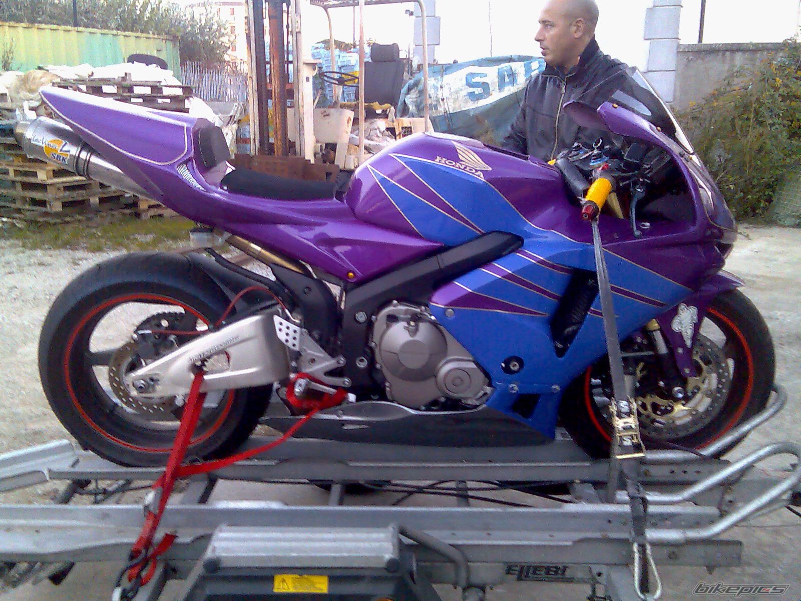 Photo 1086834