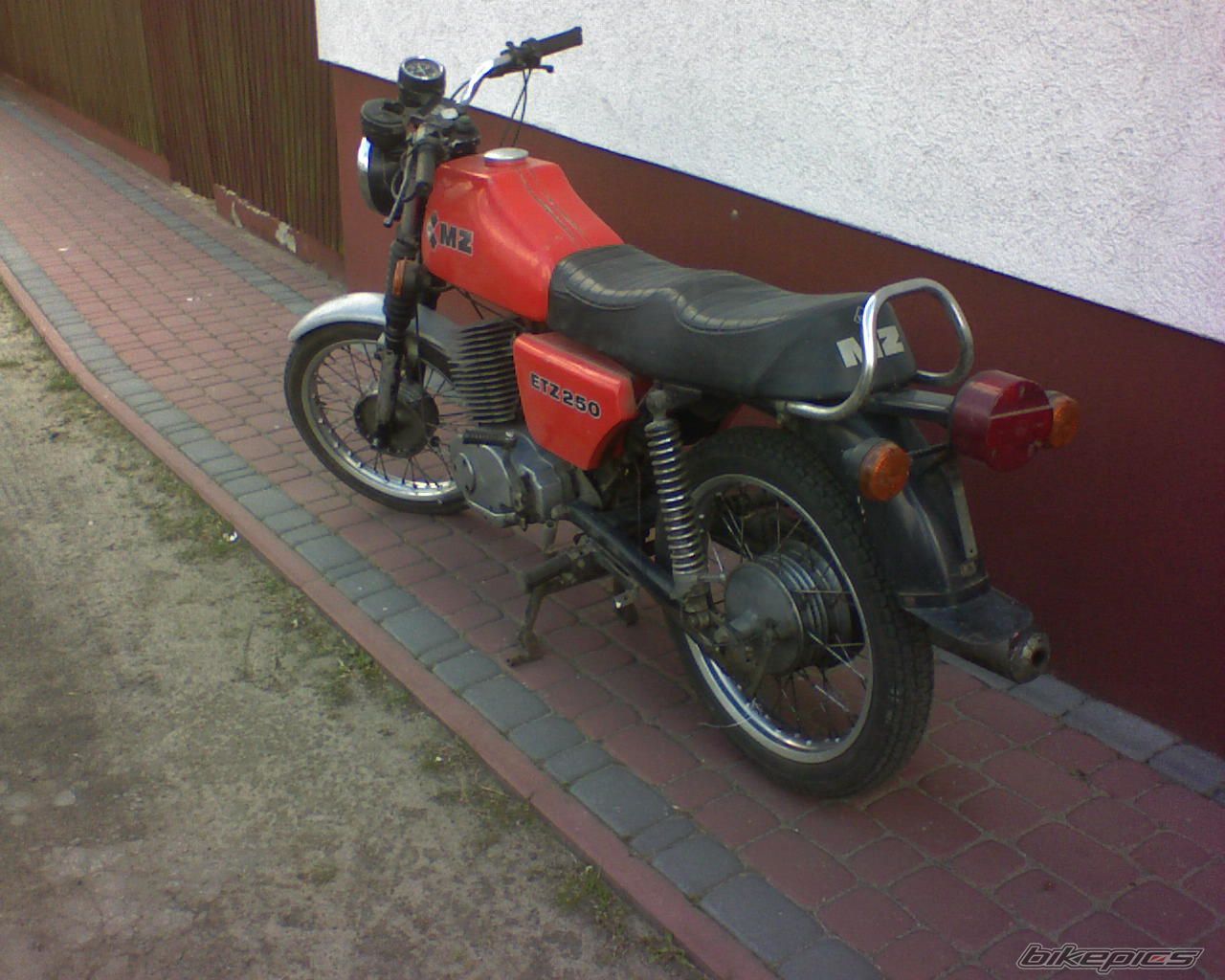 Photo 1087245