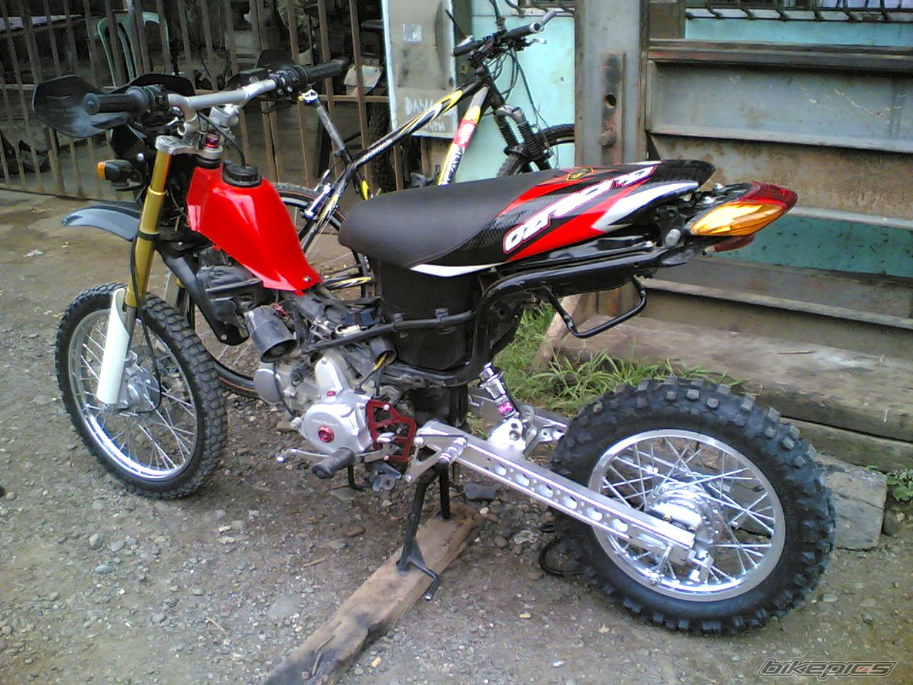 Photo 1087369