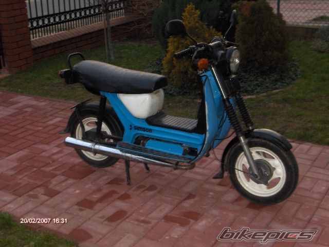 Photo 1087475