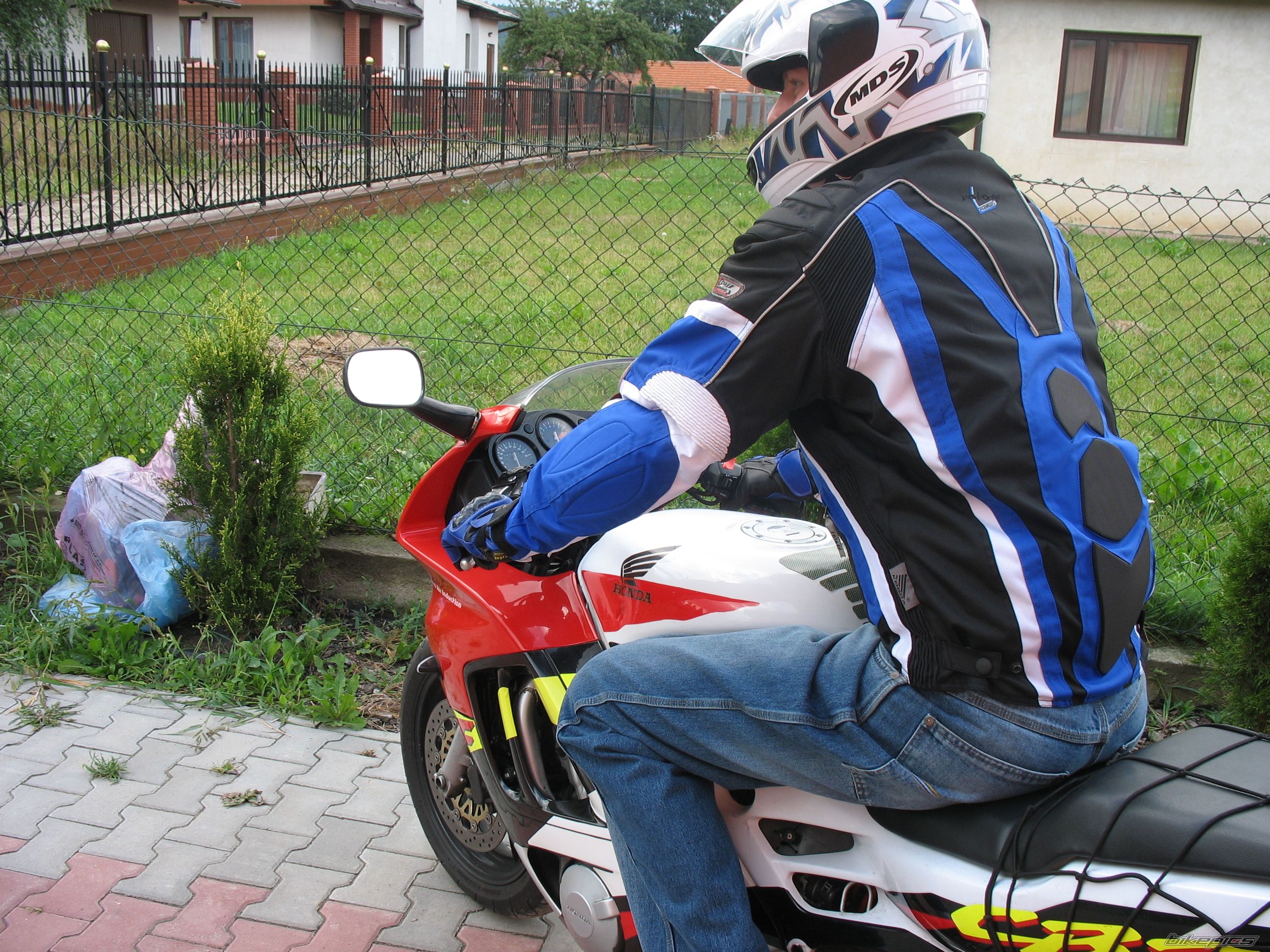 Photo 1087667