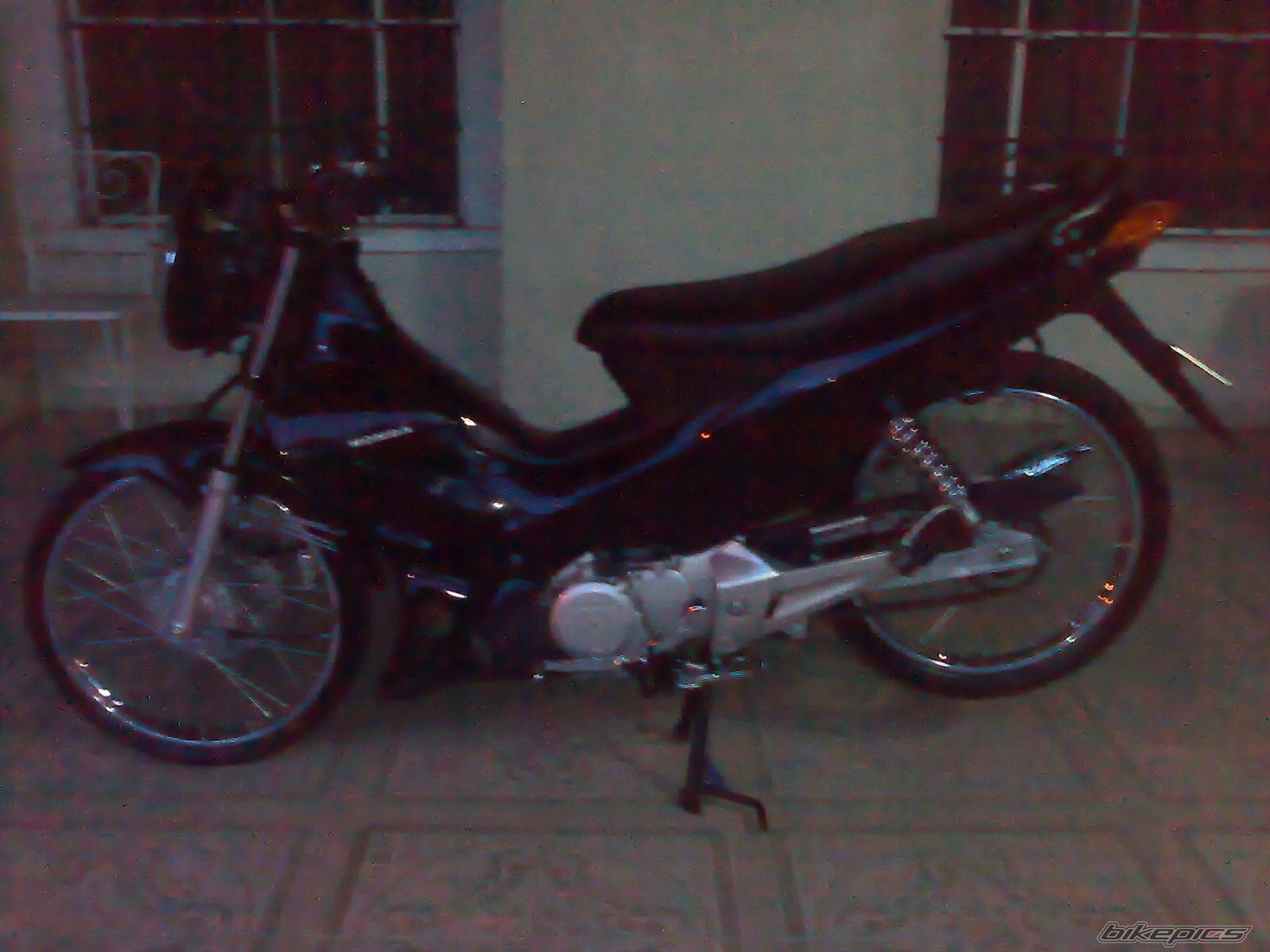 Photo 1087870