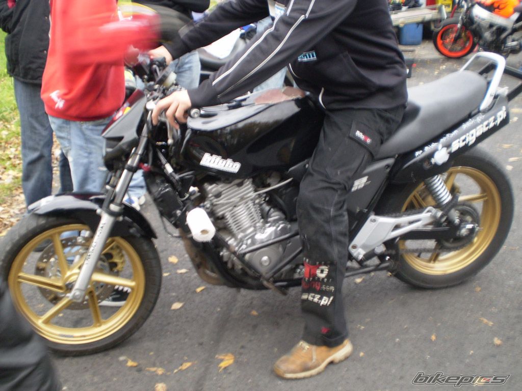 Photo 1087877