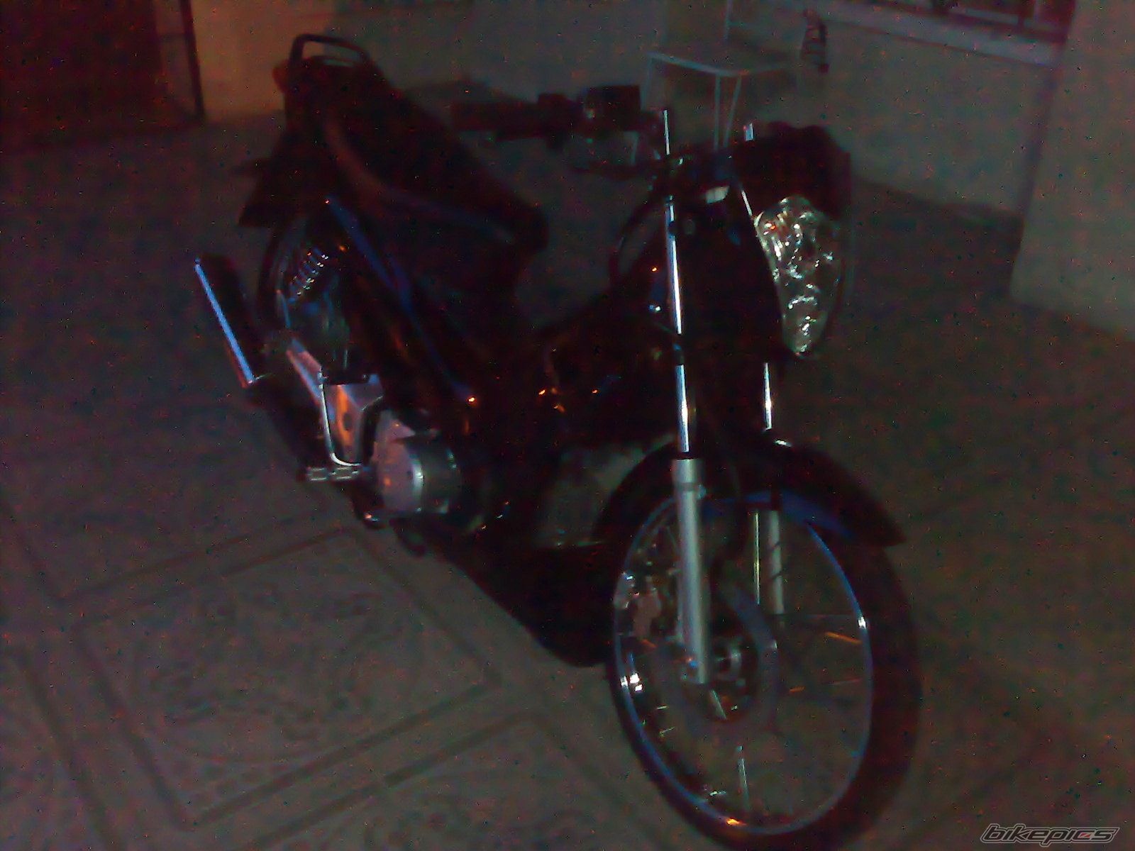 Photo 1087904