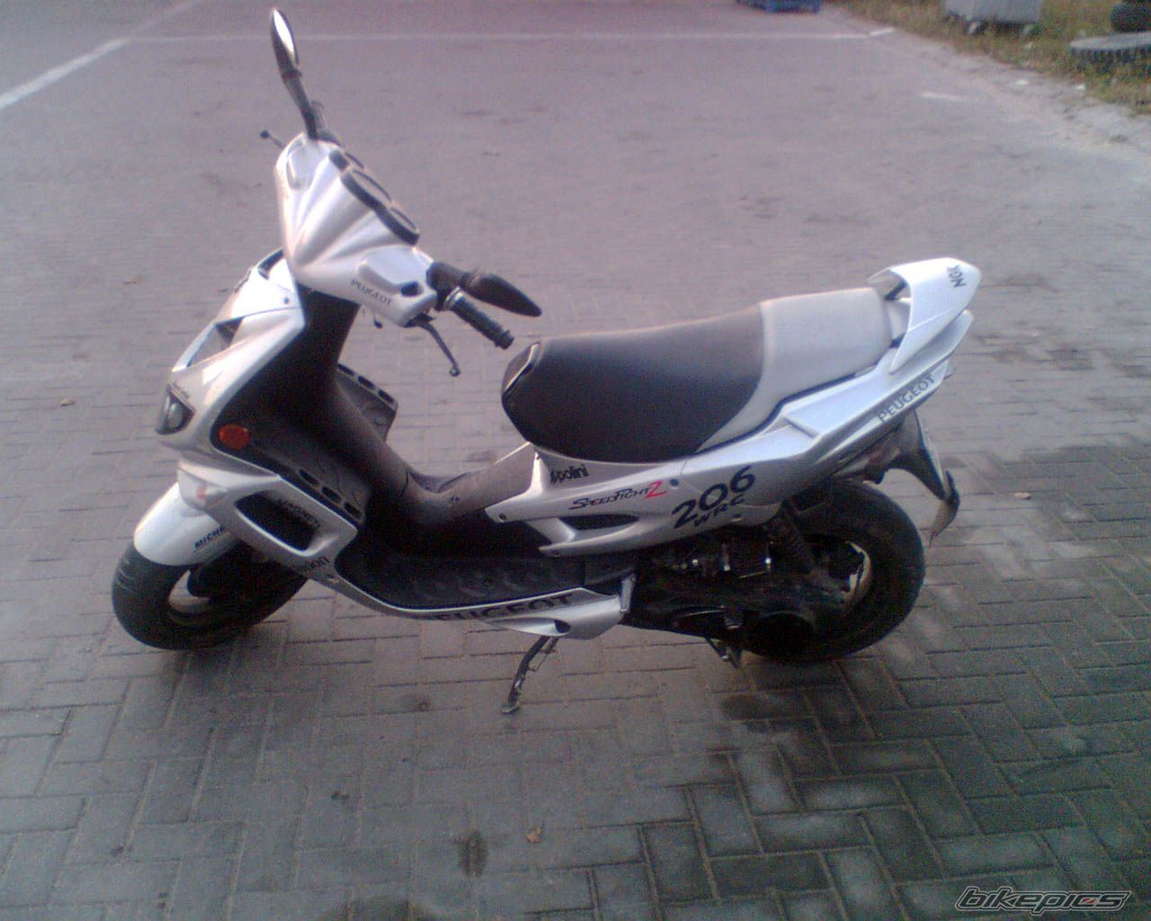 Photo 1089810