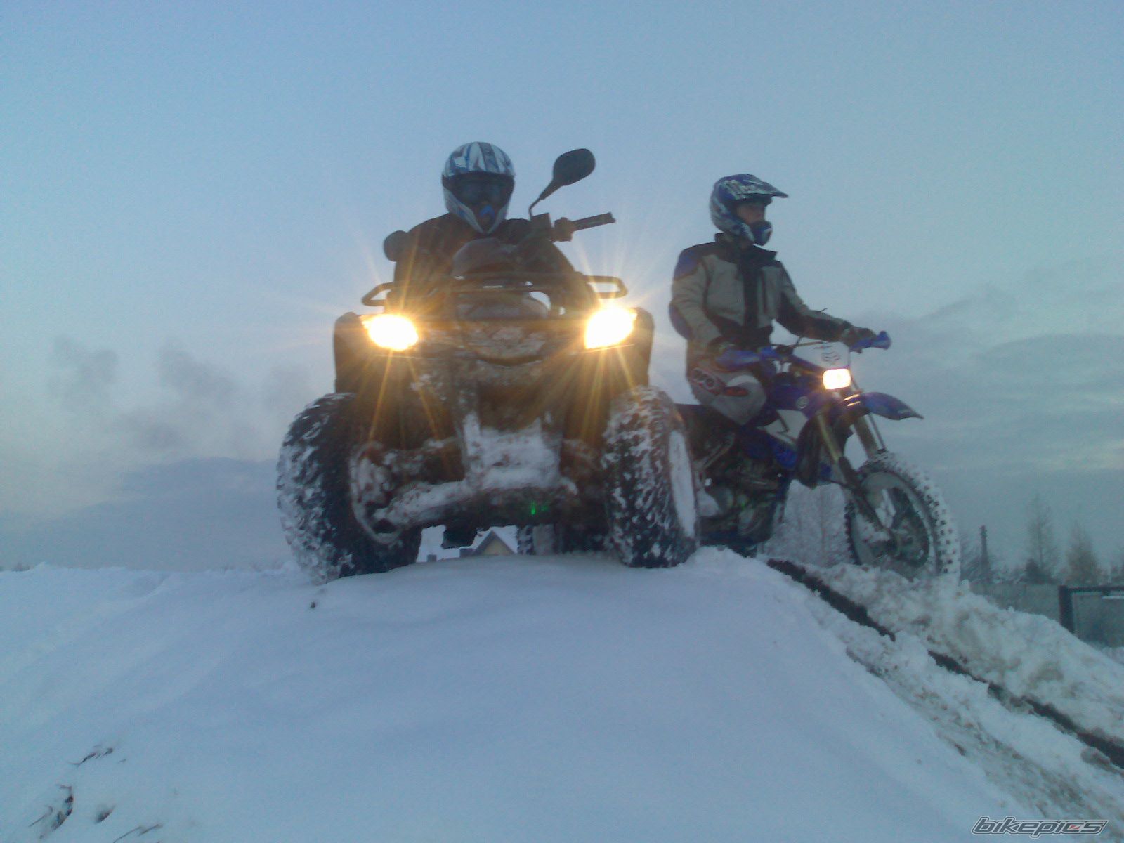 Photo 1090050