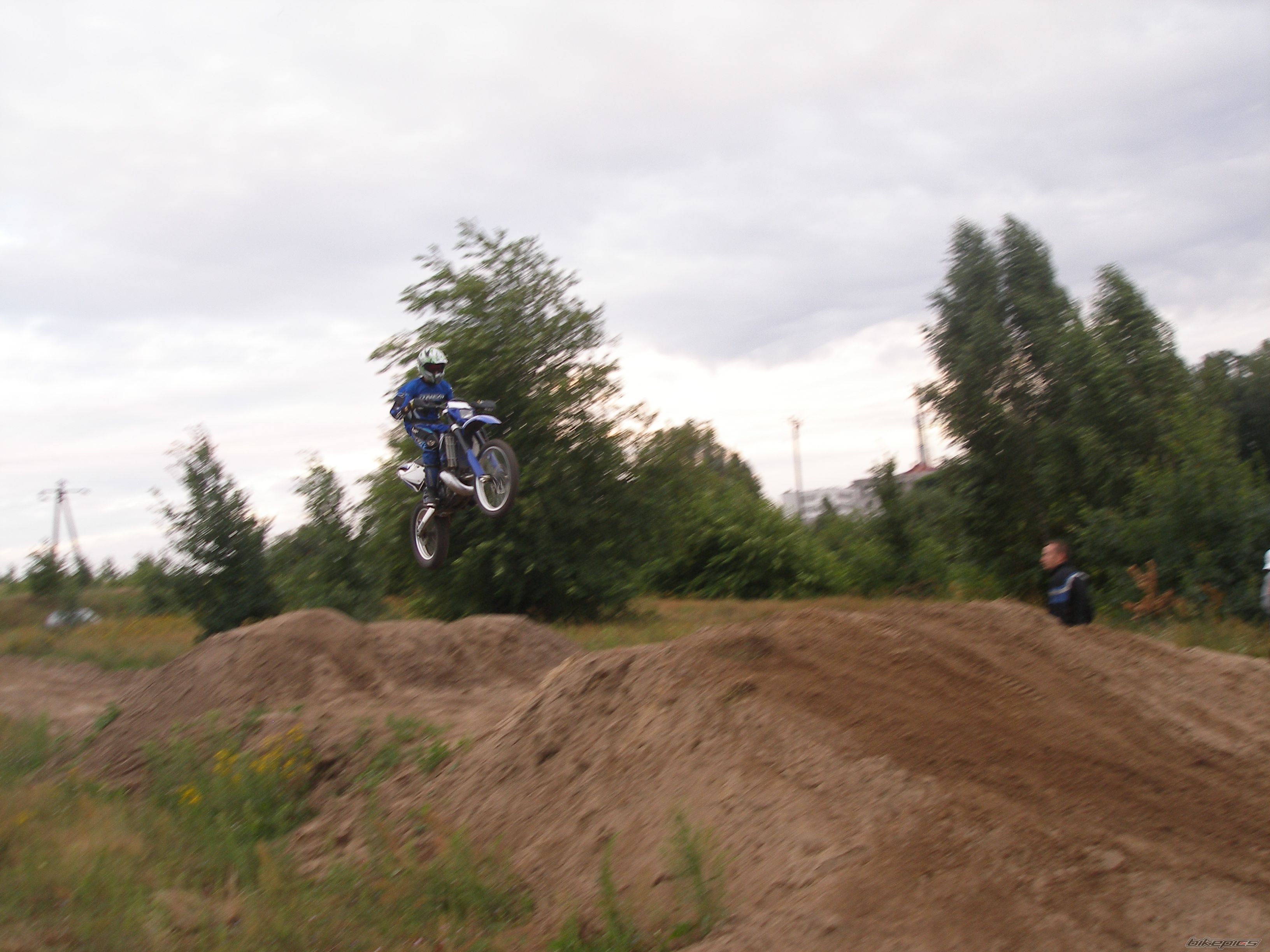 Bike Photo 1090105