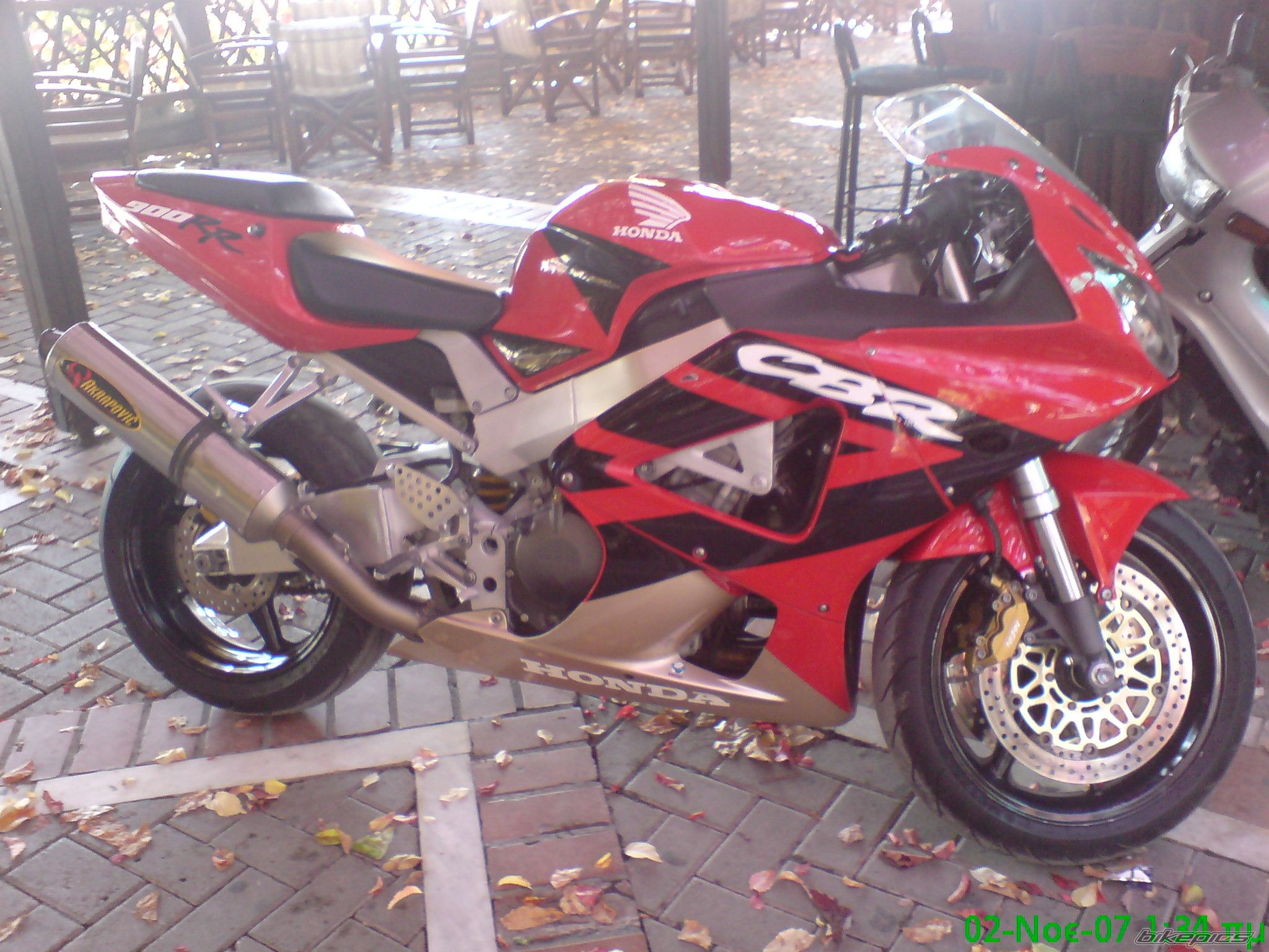 Photo 1090157