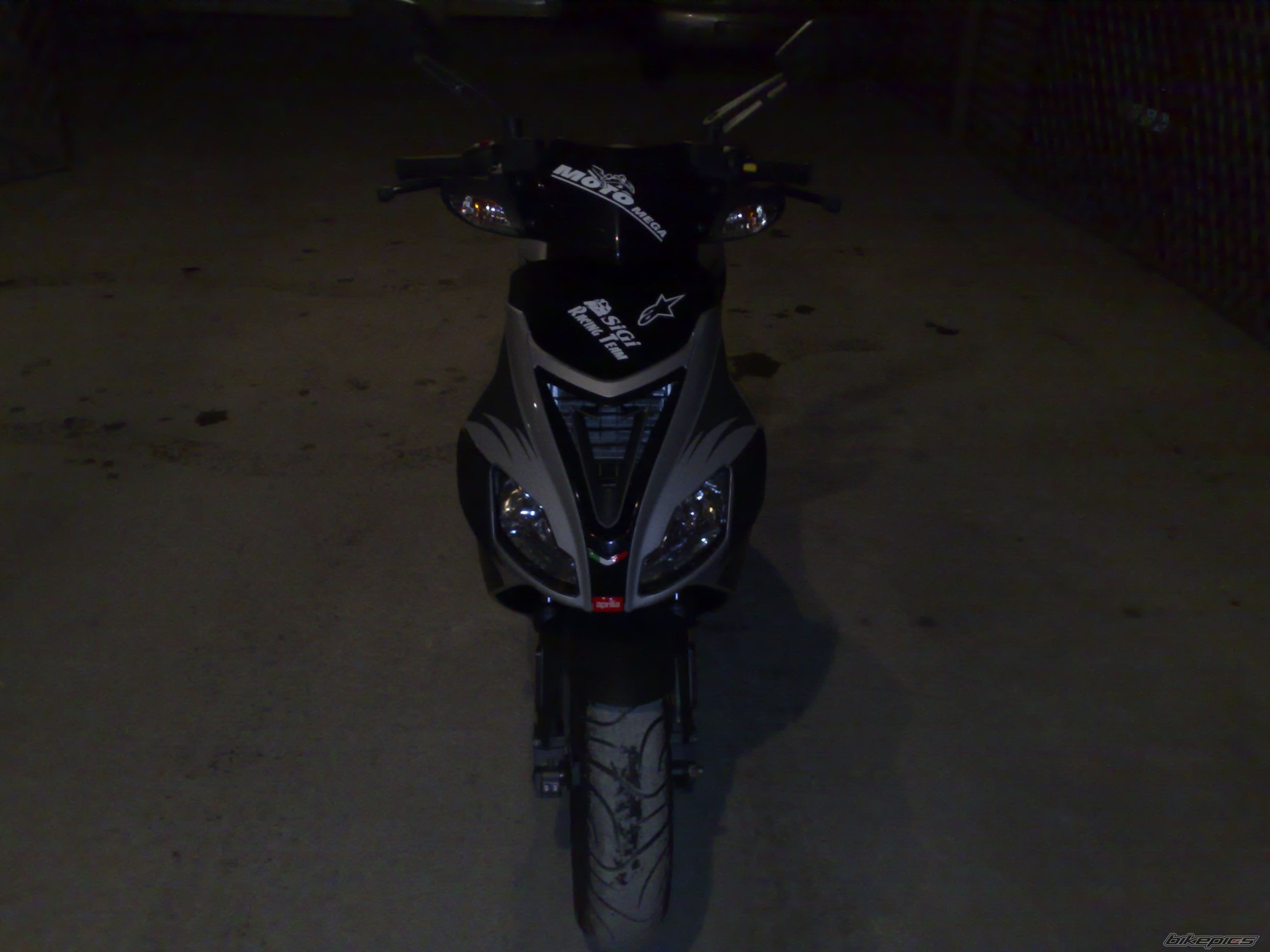 Photo 1090161