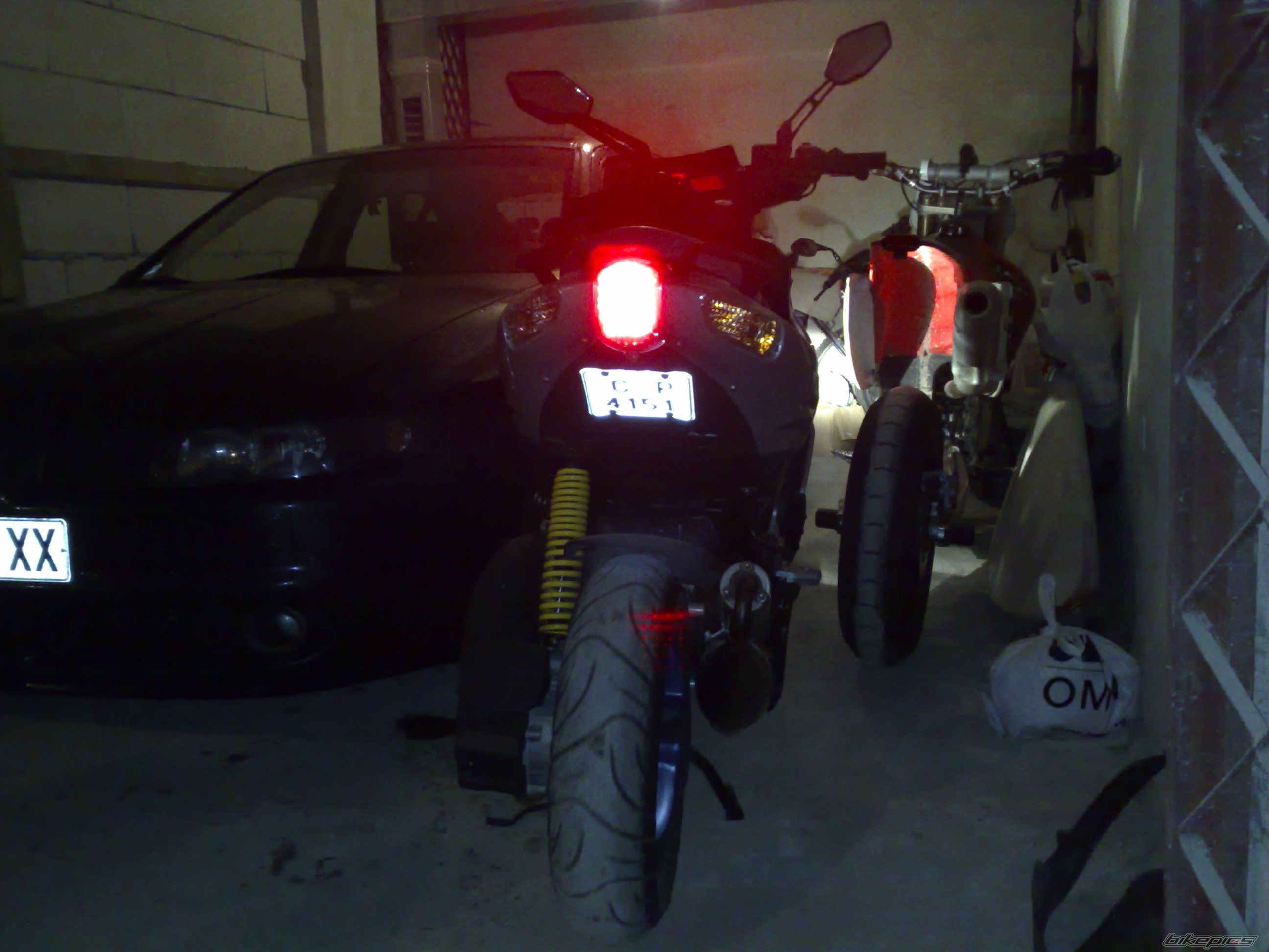 Photo 1090179
