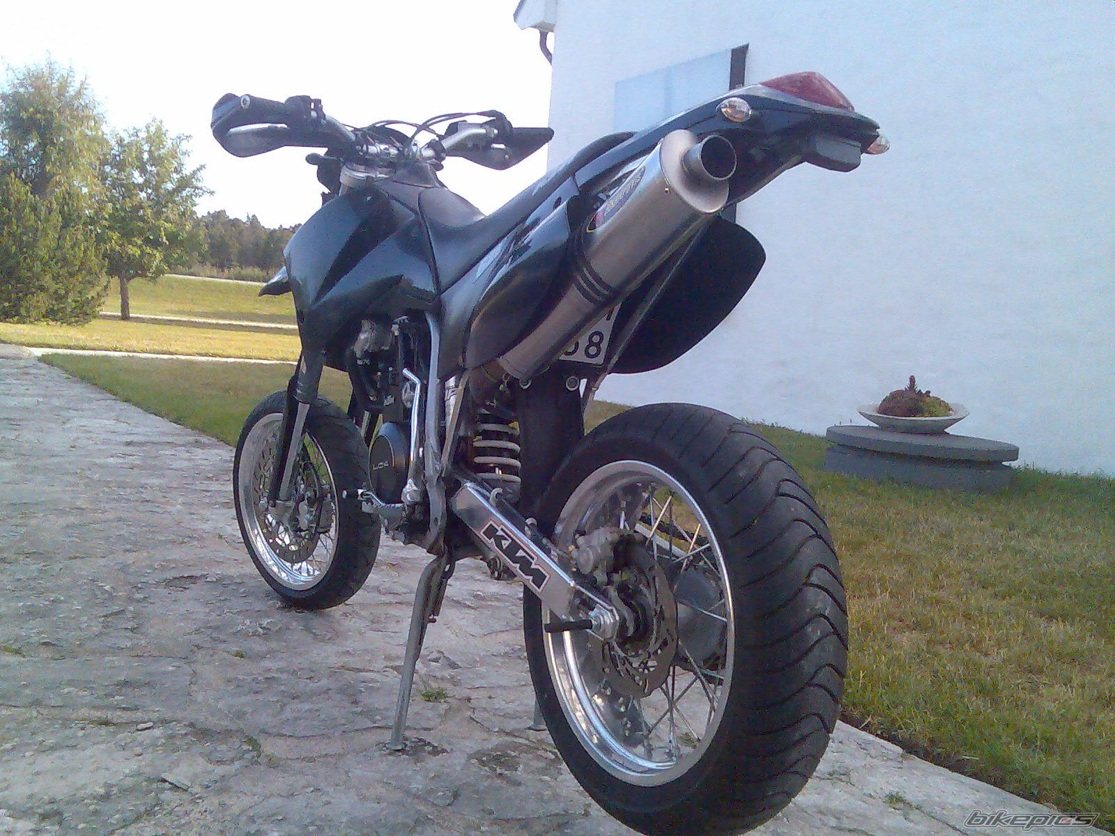 Photo 1090371