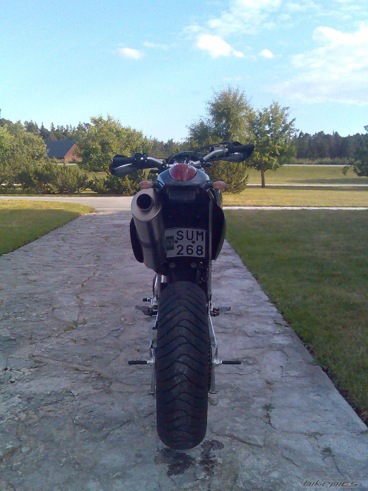 Photo 1090372