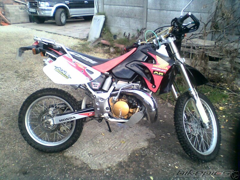 Photo 1090395