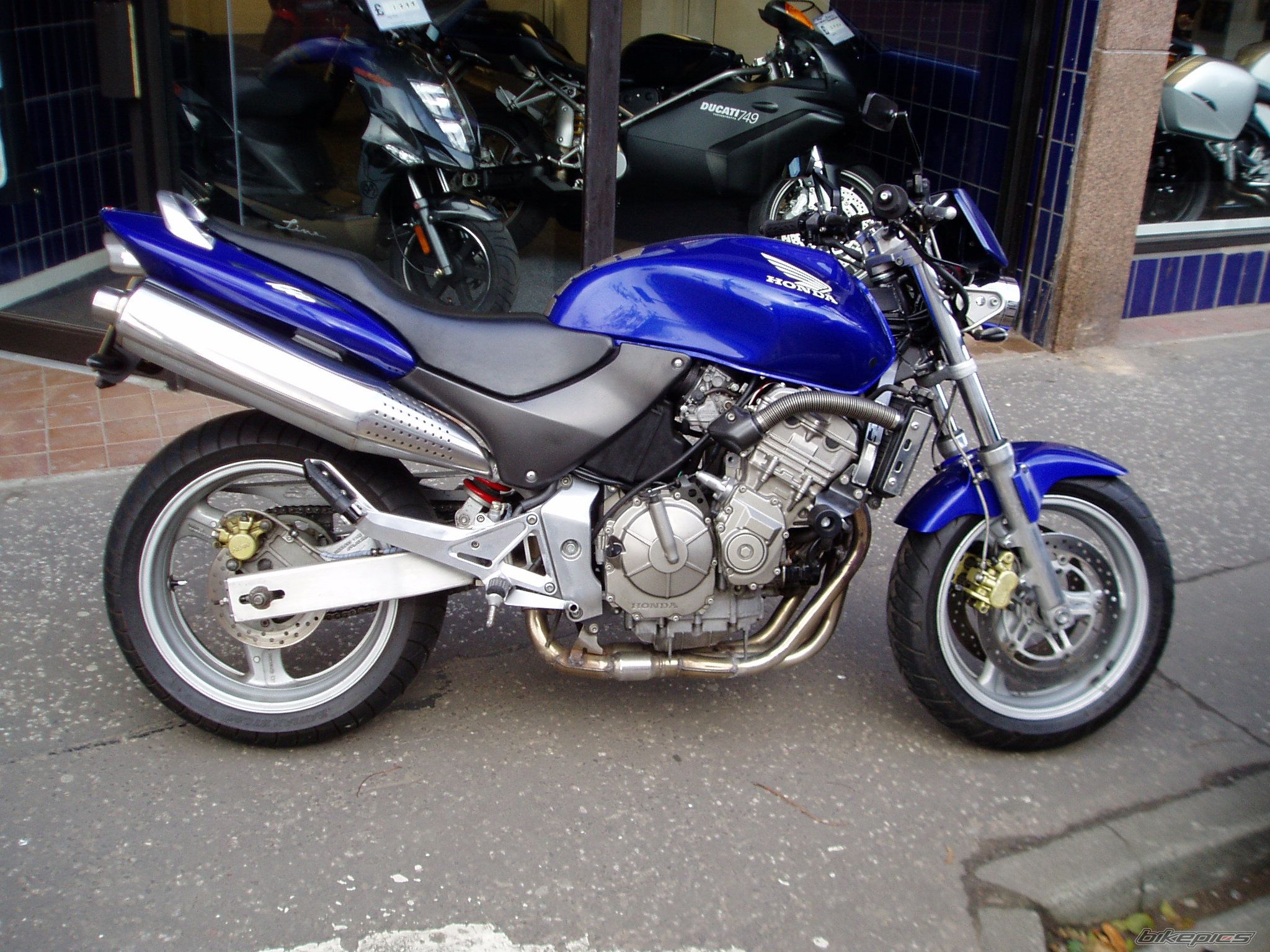 Photo 1090599