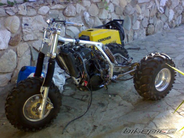 Photo 1090697