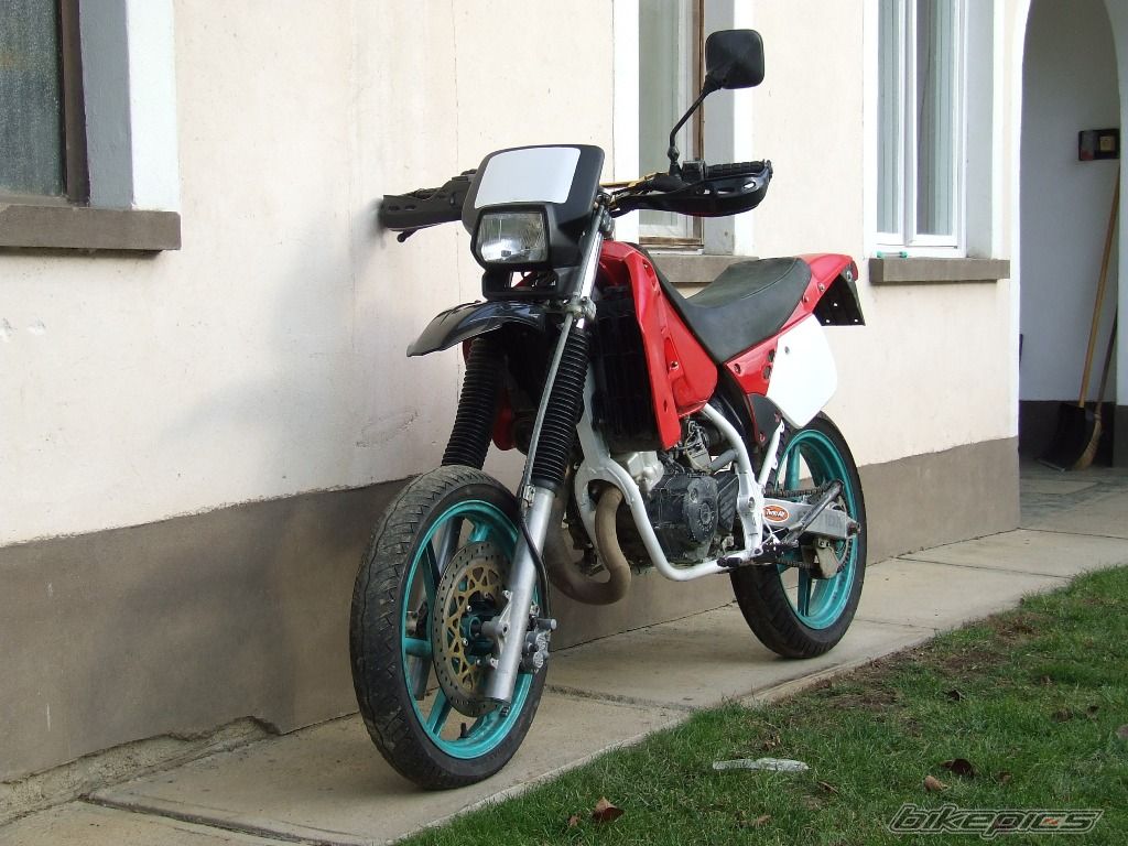 Photo 1090899