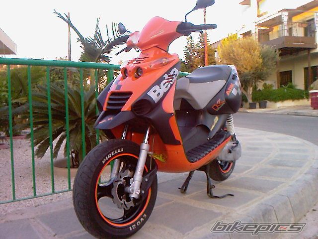Photo 1090998