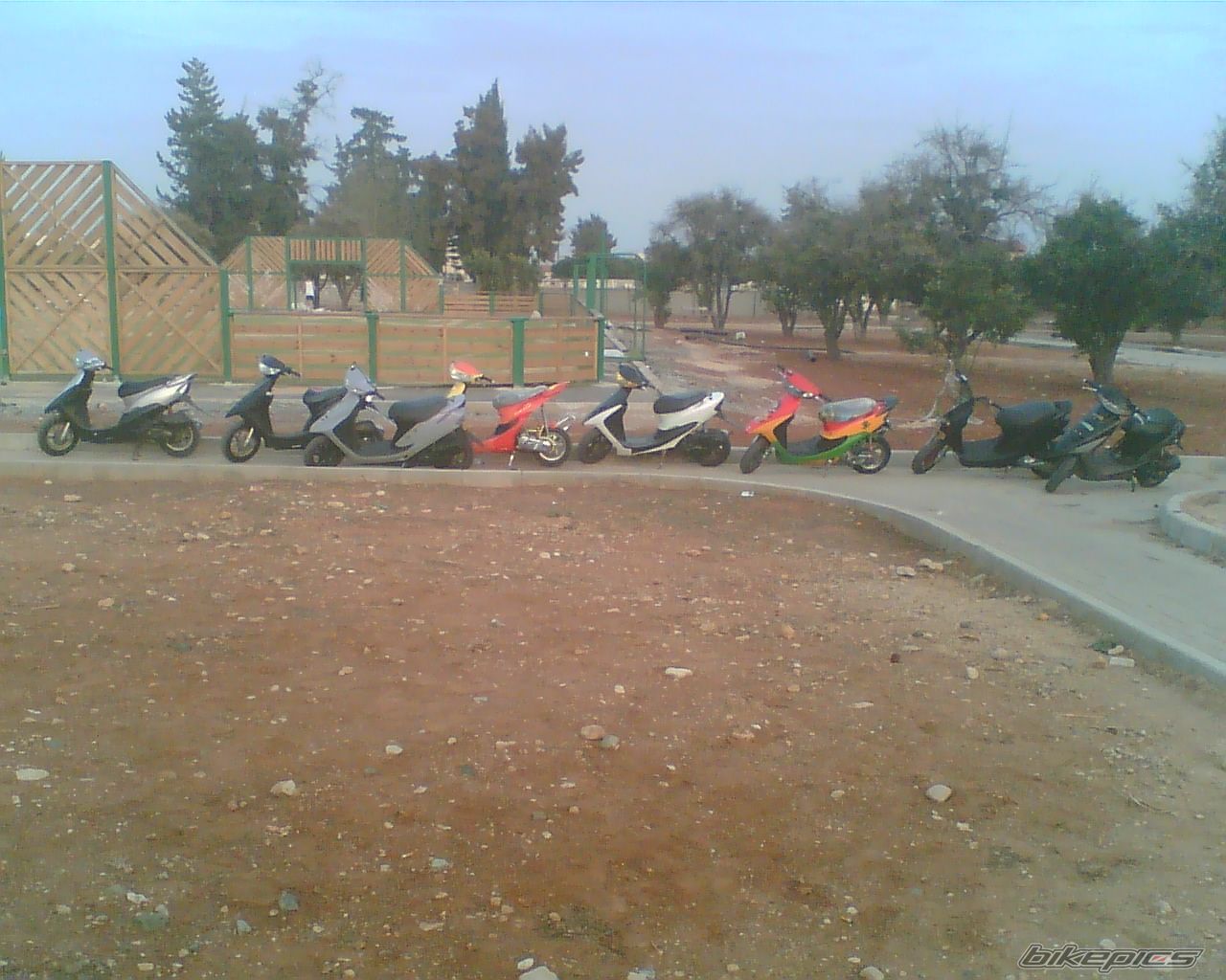 Photo 1091104