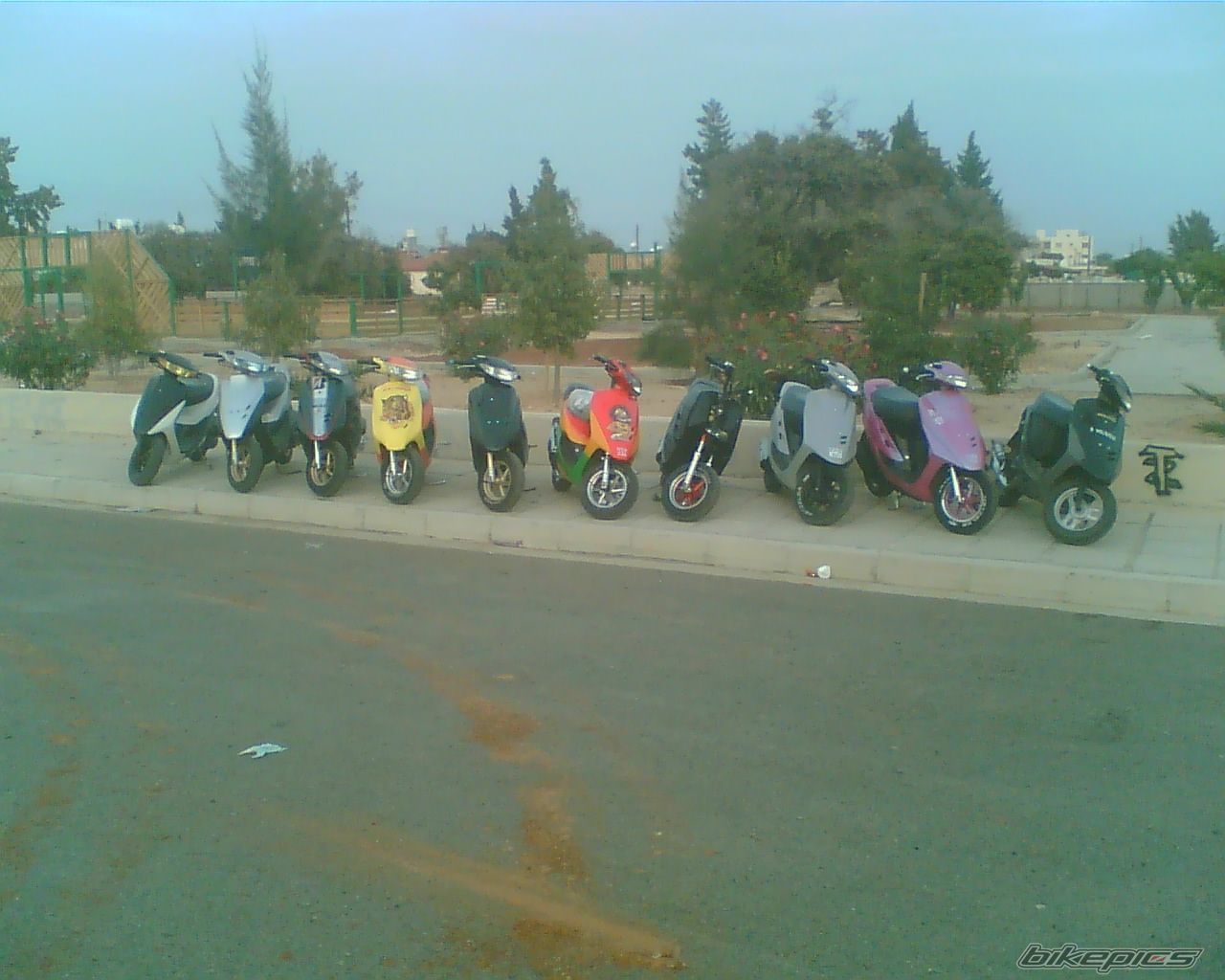 Photo 1091107