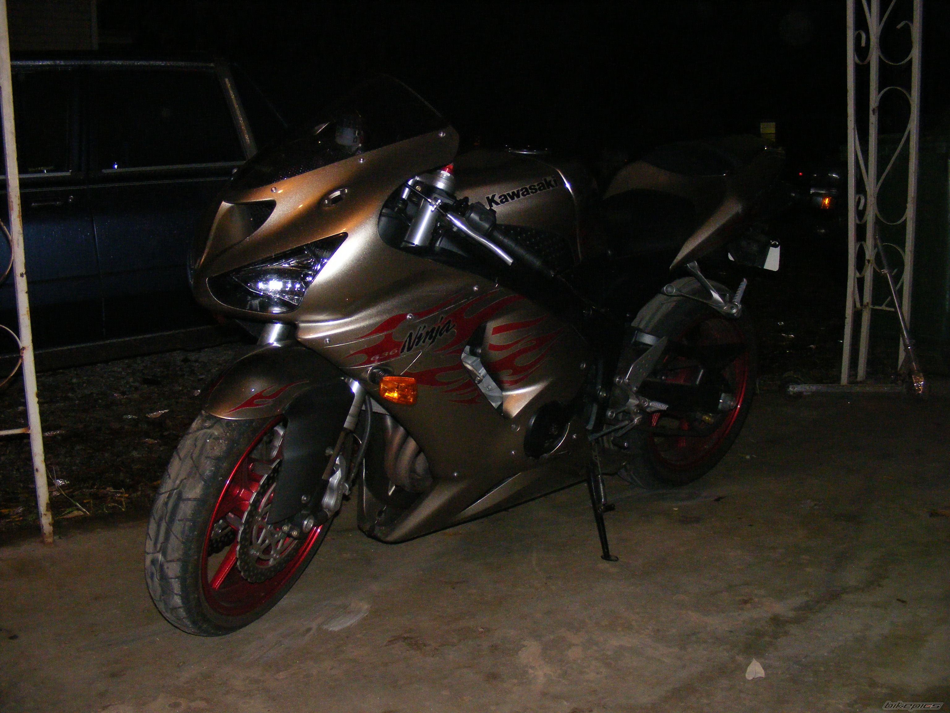 Photo 1091153